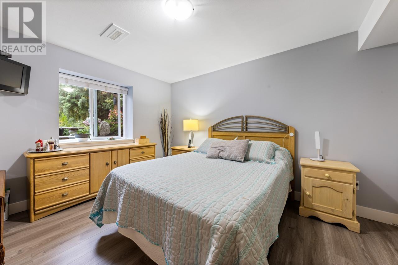 10100 242 Street, Maple Ridge, British Columbia  V2W 0E6 - Photo 34 - R2825363