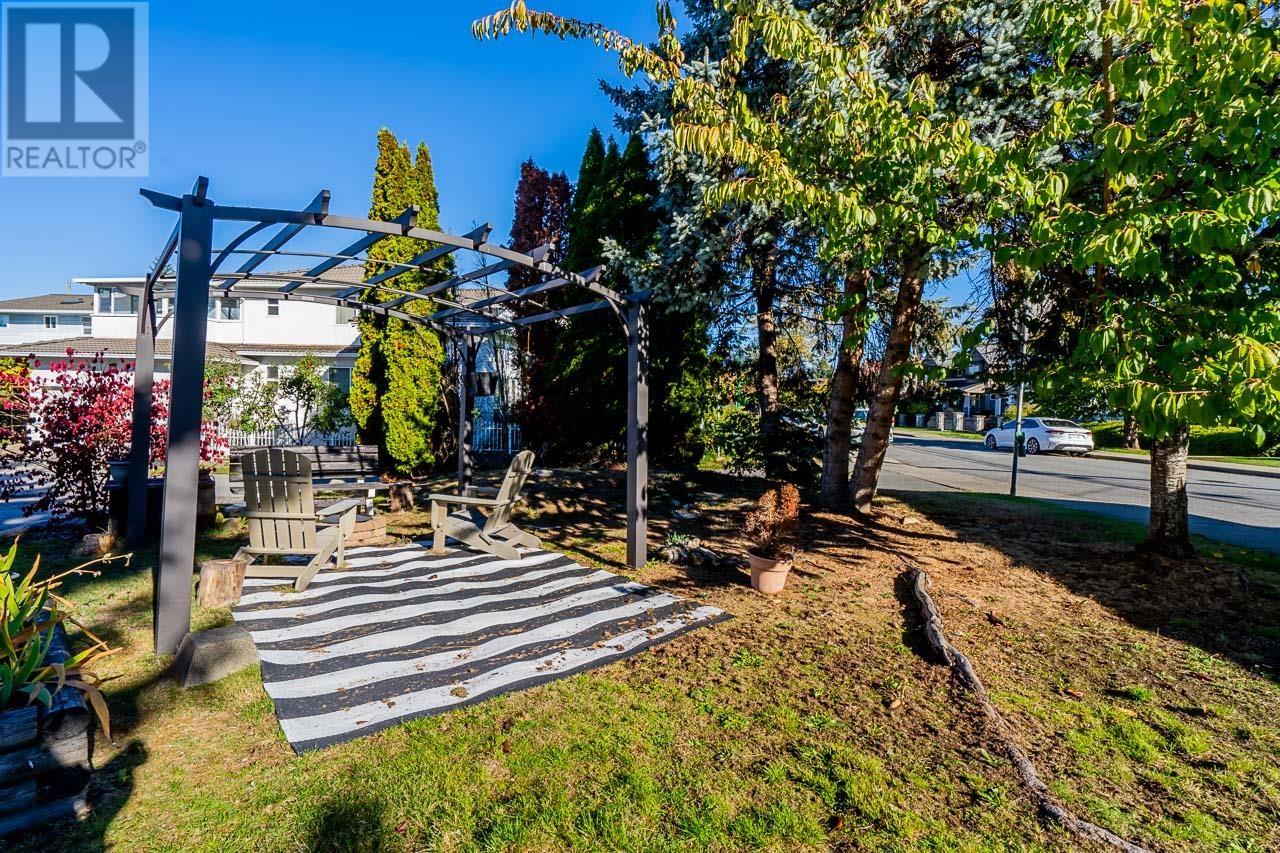 6975 Aubrey Street, Burnaby, British Columbia  V5B 2E4 - Photo 27 - R2825334
