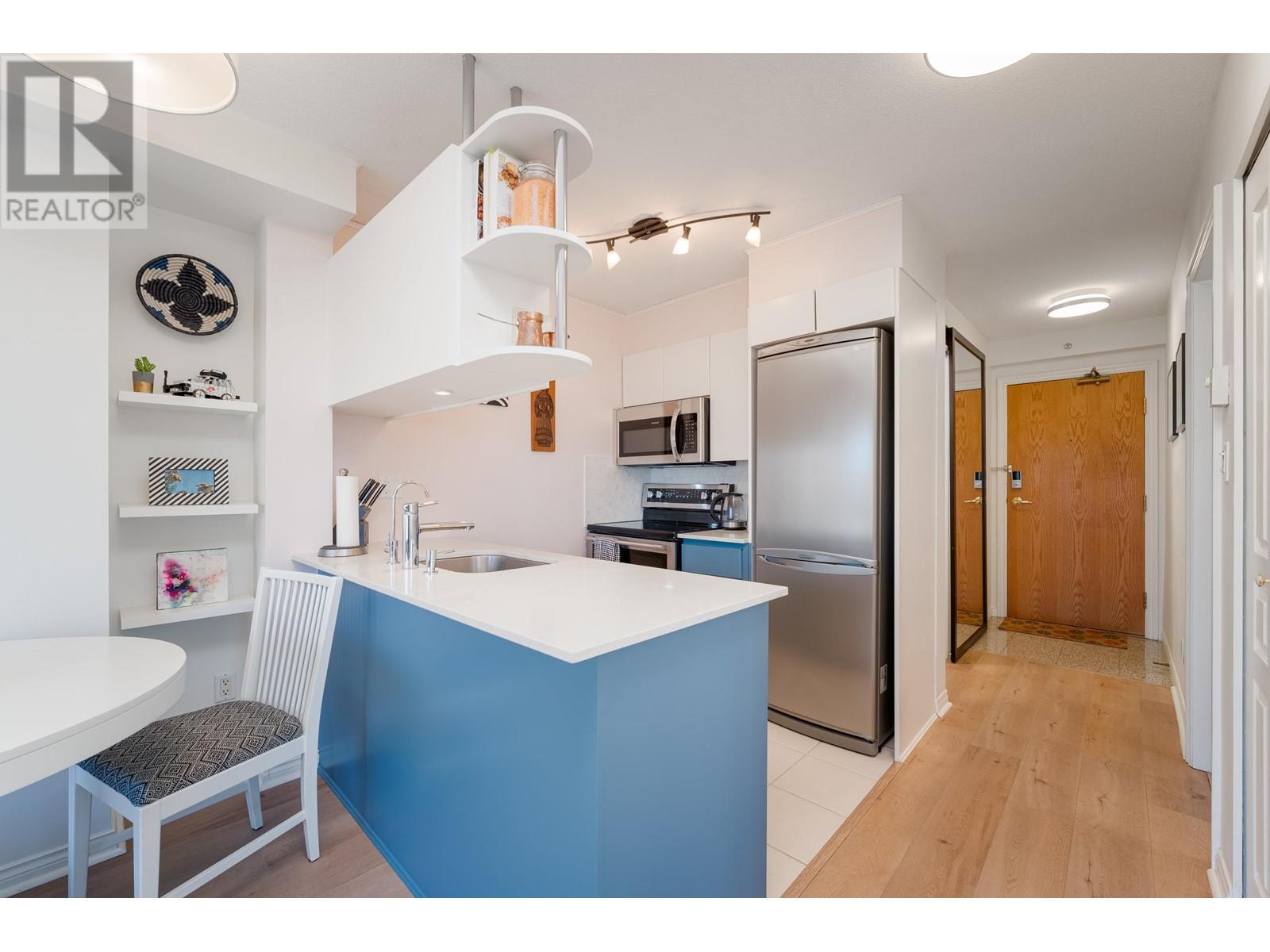 1904 1189 Howe Street, Vancouver, British Columbia  V6Z 2X4 - Photo 4 - R2822861
