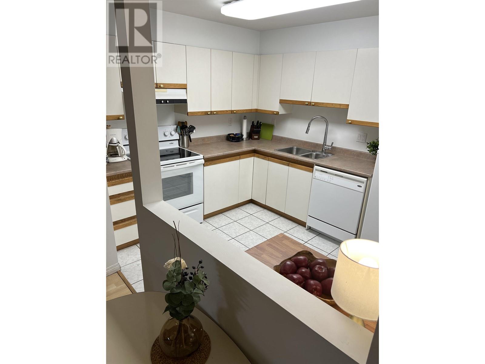 3107 33 Chesterfield Place, North Vancouver, British Columbia  V7M 3K4 - Photo 12 - R2824959