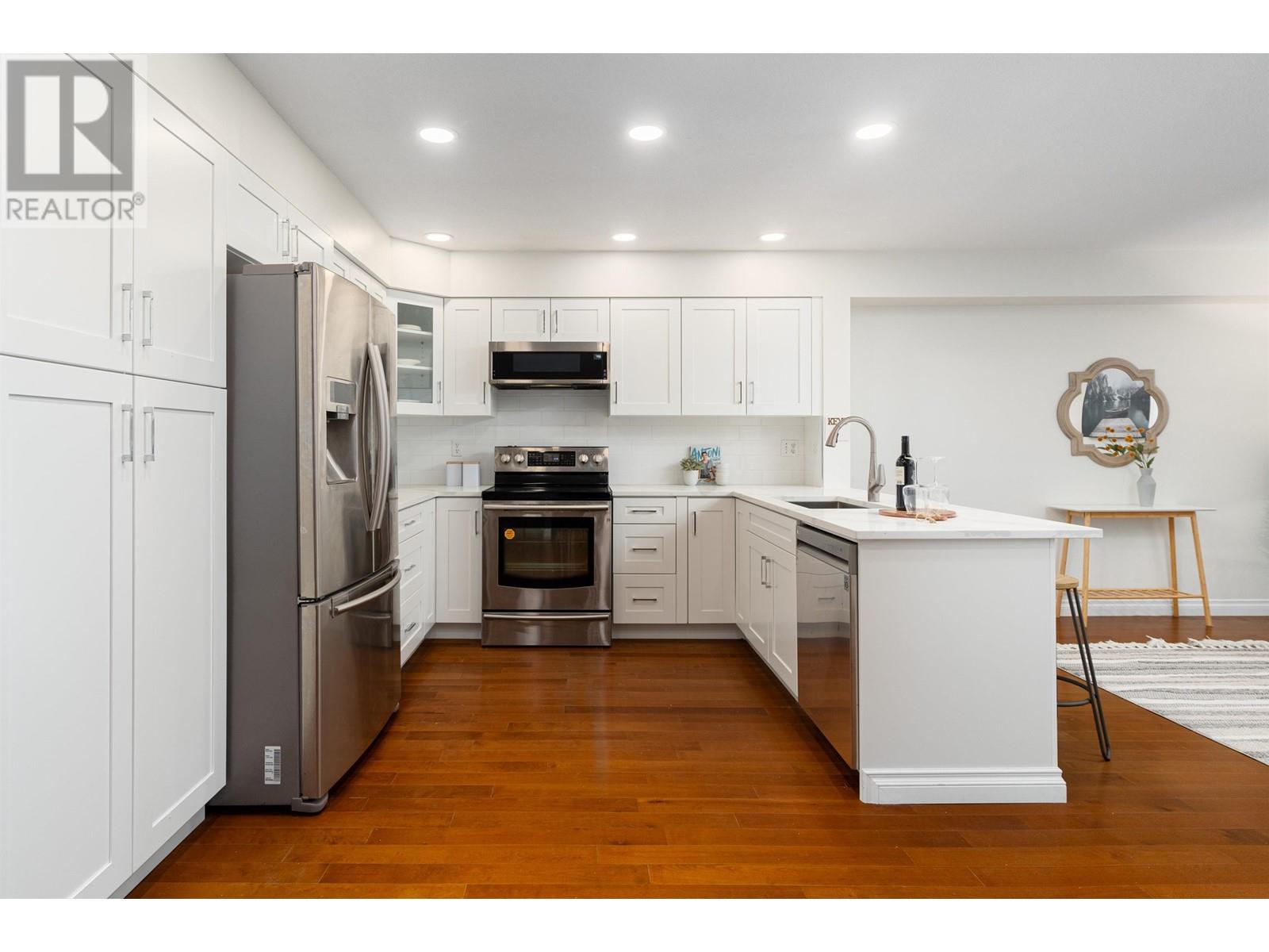 106 2998 Robson Drive, Coquitlam, British Columbia  V3E 2X6 - Photo 4 - R2825401