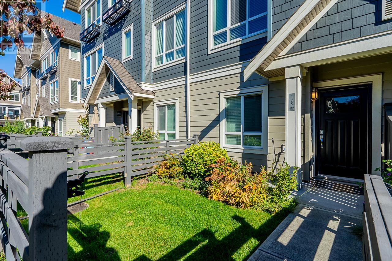 175 1894 Osprey Drive, Tsawwassen, British Columbia  V4M 0C3 - Photo 2 - R2825477