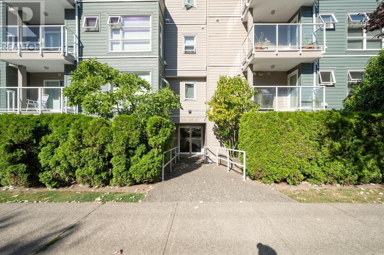302 2815 YEW STREET, vancouver, British Columbia
