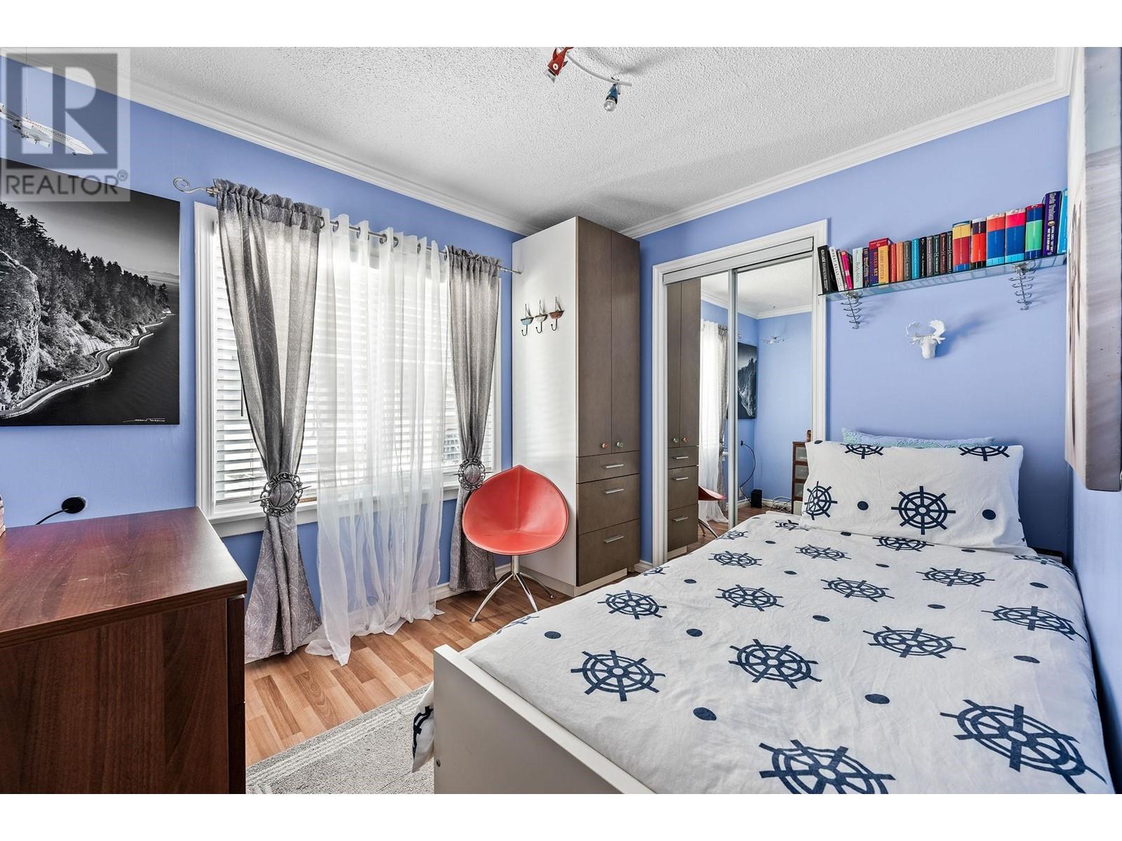 6654 Imperial Street, Burnaby, British Columbia  V5E 1M8 - Photo 12 - R2825412