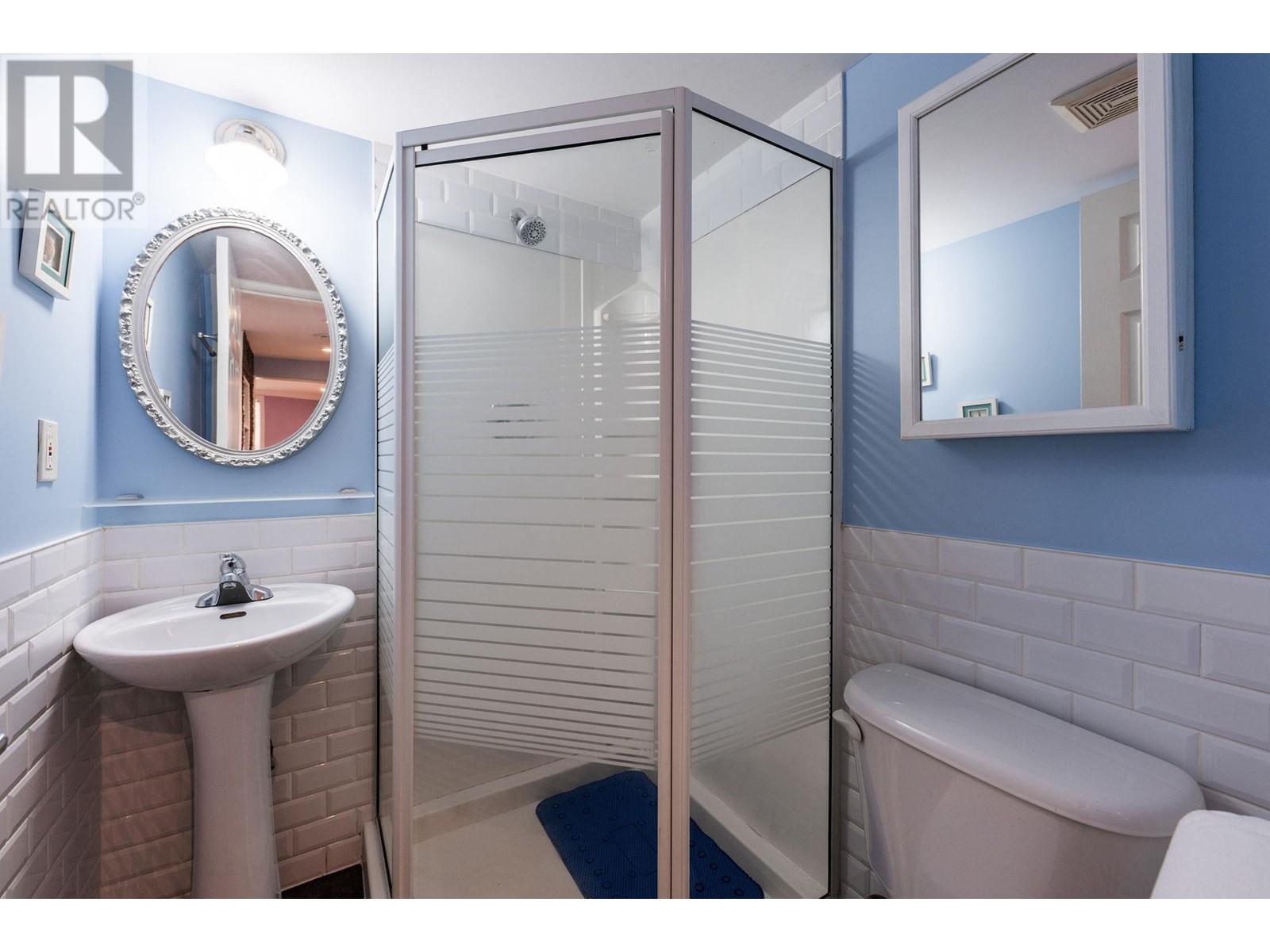 6654 Imperial Street, Burnaby, British Columbia  V5E 1M8 - Photo 19 - R2825412