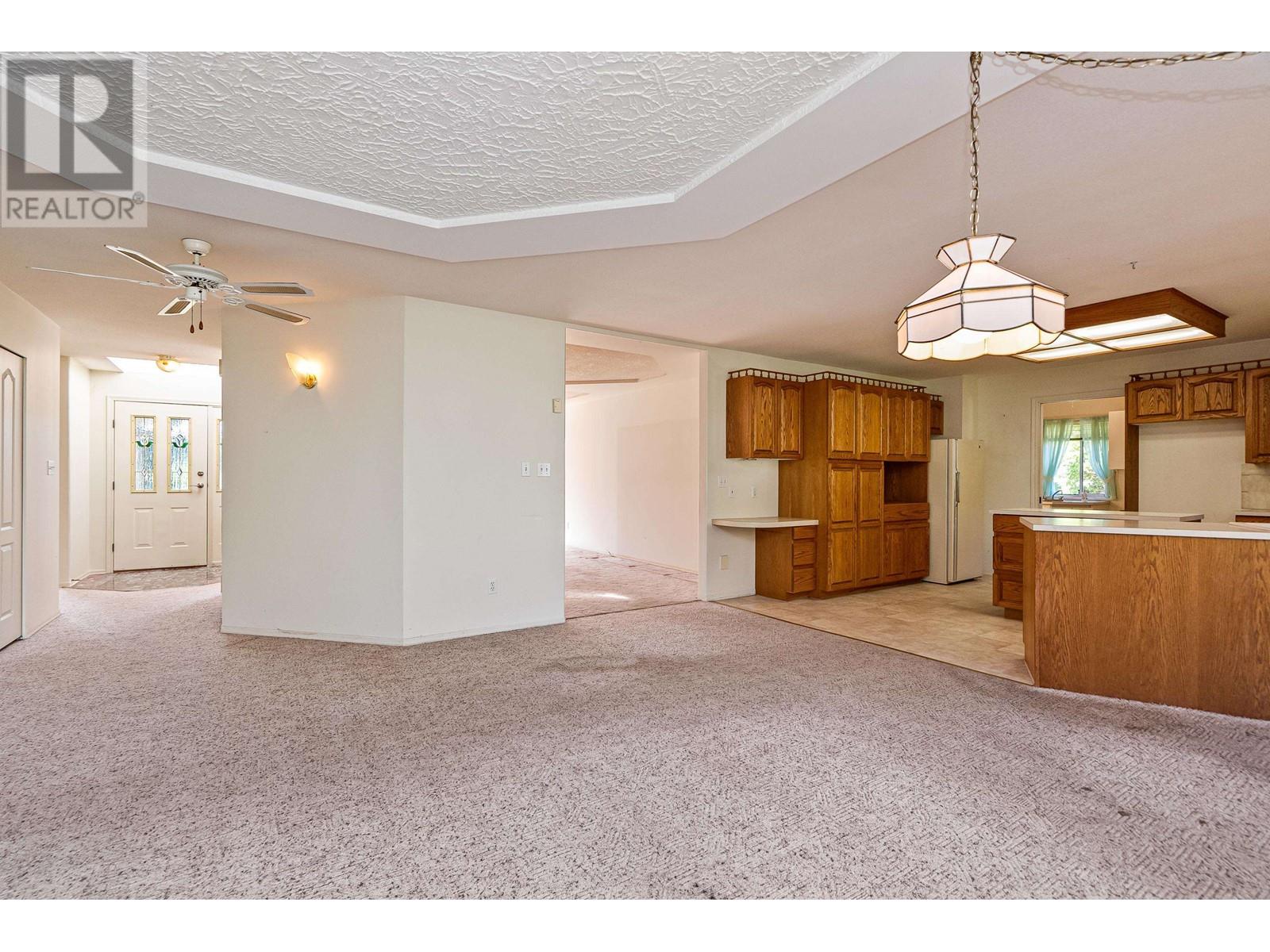 25461 130 Avenue, Maple Ridge, British Columbia  V4R 1C9 - Photo 8 - R2825484