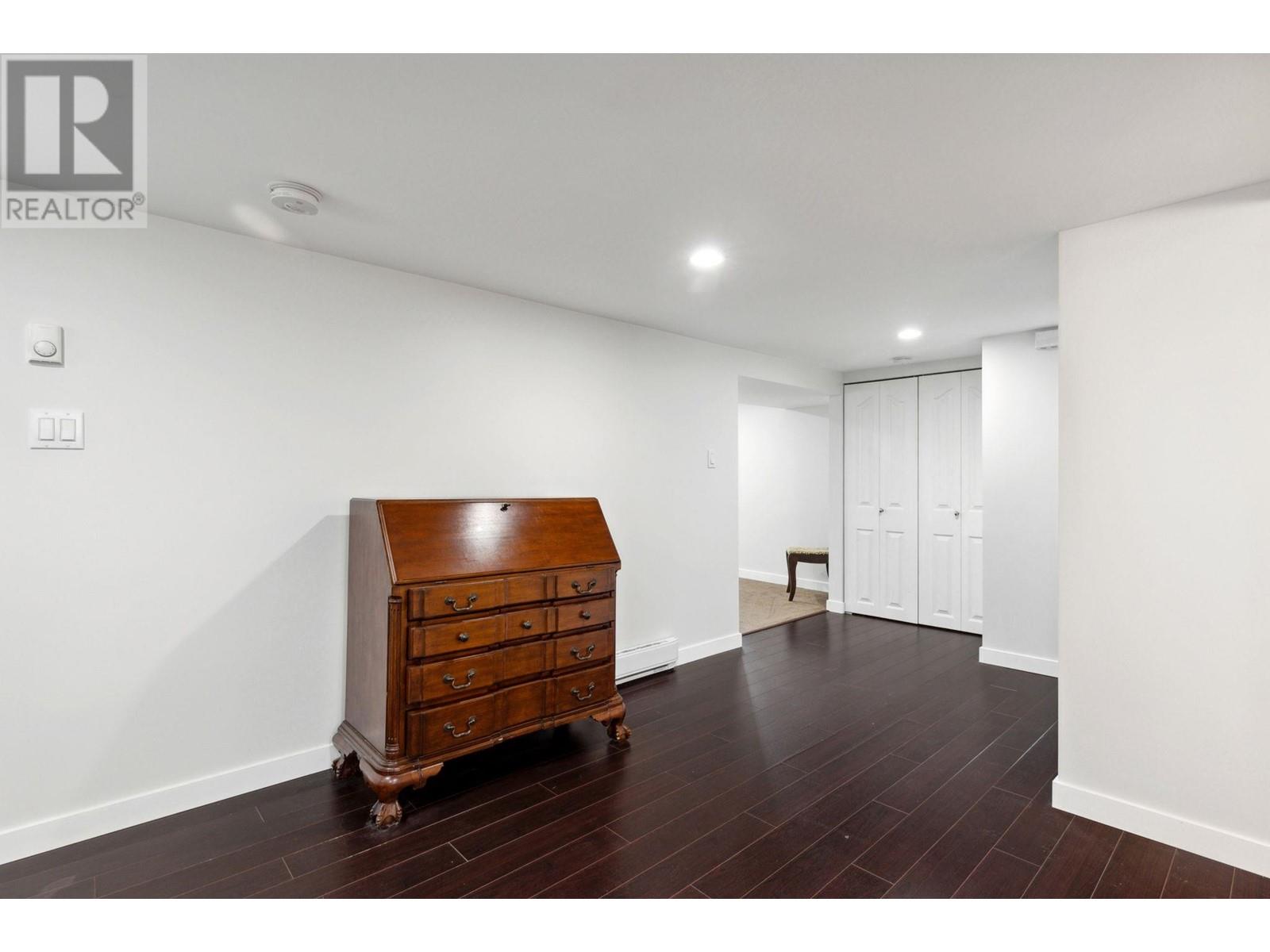 227 E Eighth Avenue, New Westminster, British Columbia  V3L 4K3 - Photo 27 - R2825506