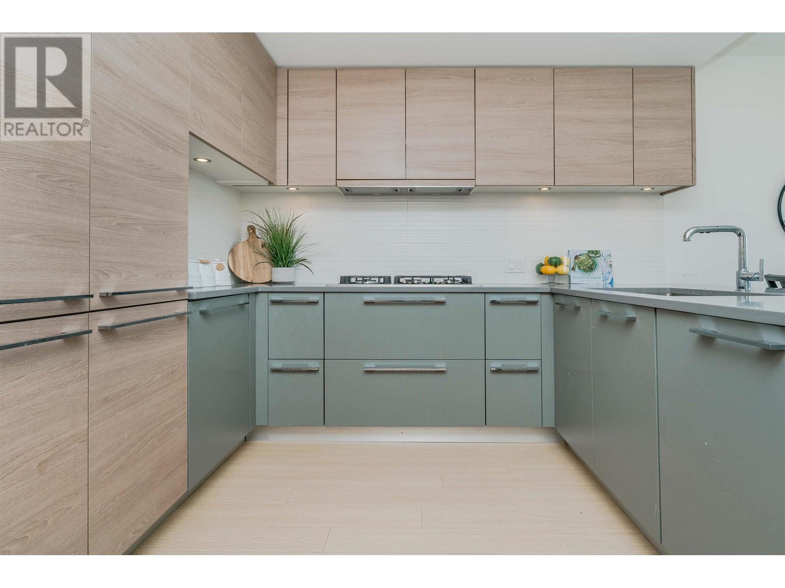 2607 7388 Kingsway, Burnaby, British Columbia  V3N 0G9 - Photo 11 - R2824918
