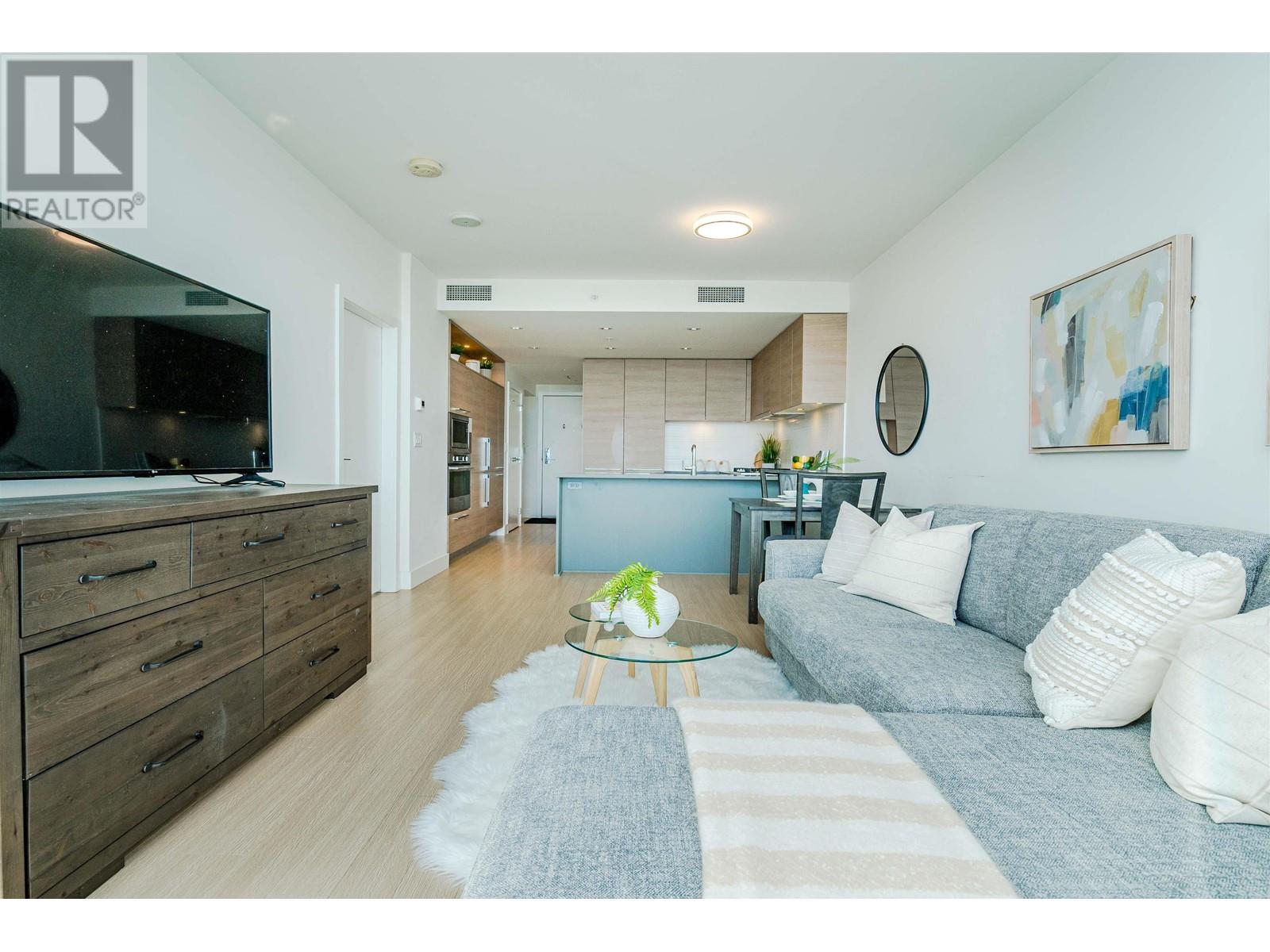 2607 7388 Kingsway, Burnaby, British Columbia  V3N 0G9 - Photo 3 - R2824918