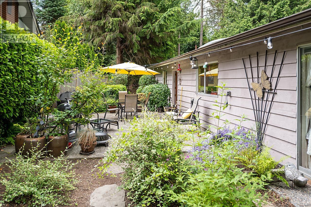 5075 Howe Sound Lane, West Vancouver, British Columbia  V7W 1L4 - Photo 27 - R2825452