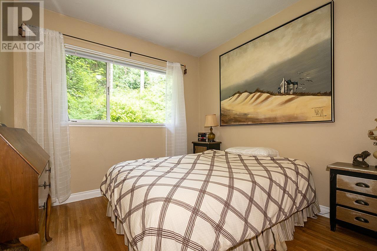5075 Howe Sound Lane, West Vancouver, British Columbia  V7W 1L4 - Photo 21 - R2825452