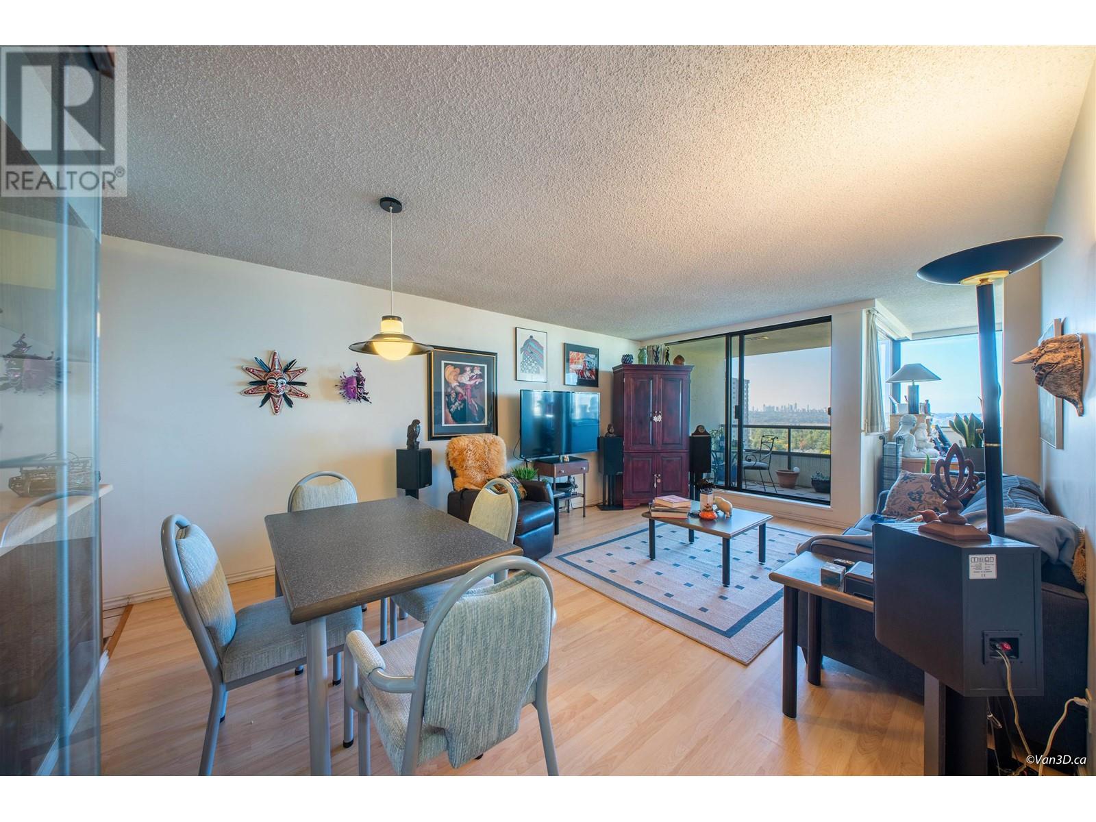 1601 9521 Cardston Court, Burnaby, British Columbia  V3N 4R8 - Photo 9 - R2822251
