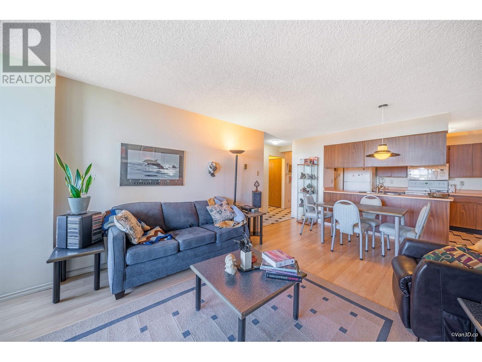 1601 9521 Cardston Court, Burnaby, British Columbia  V3N 4R8 - Photo 8 - R2822251