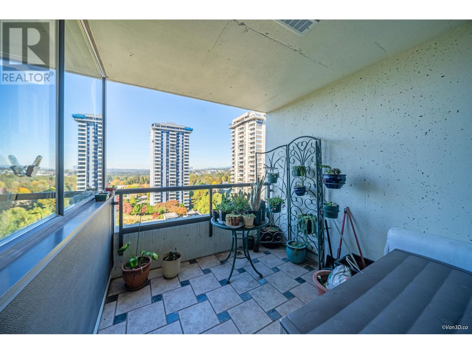 1601 9521 Cardston Court, Burnaby, British Columbia  V3N 4R8 - Photo 18 - R2822251
