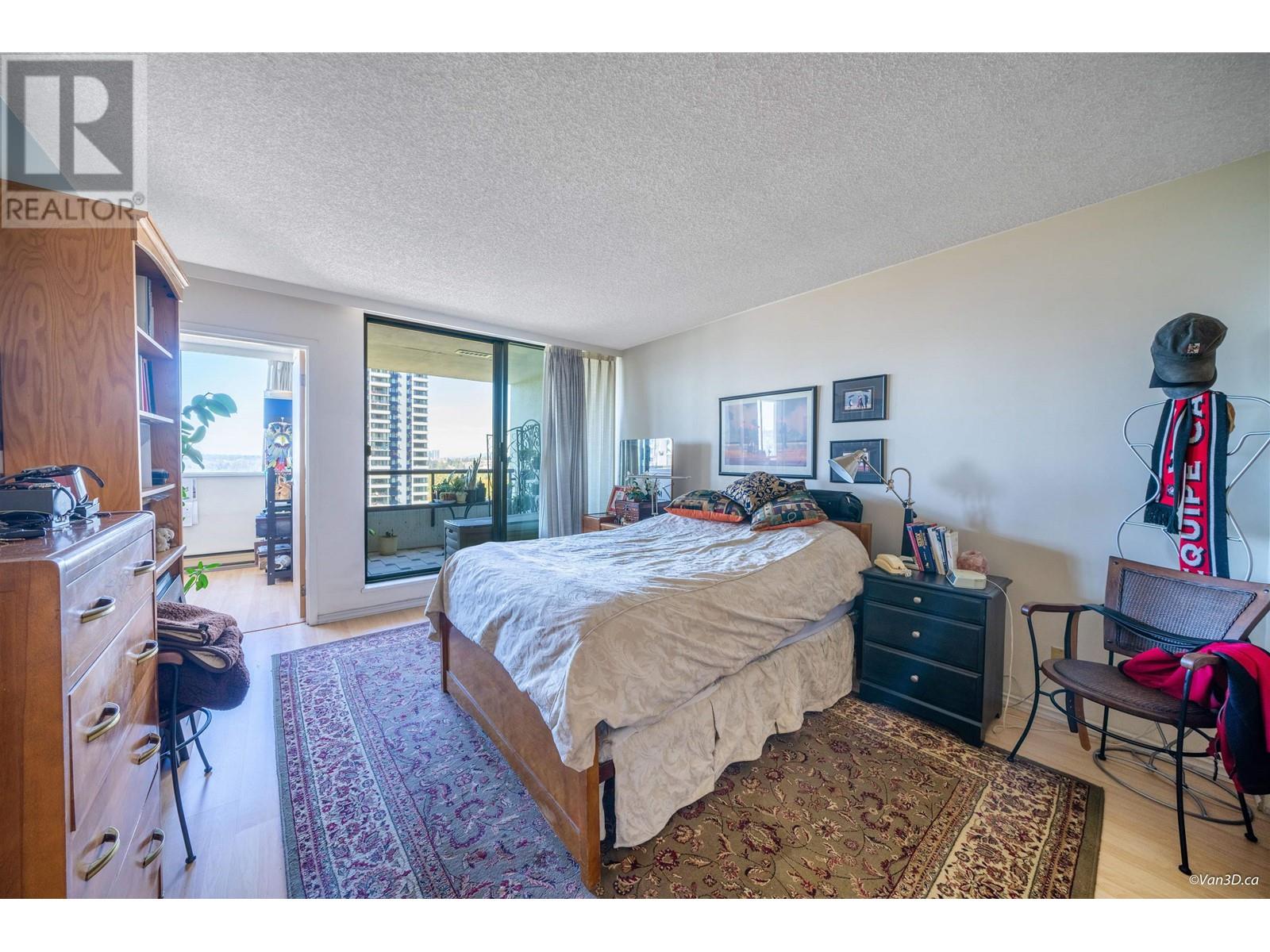 1601 9521 Cardston Court, Burnaby, British Columbia  V3N 4R8 - Photo 11 - R2822251