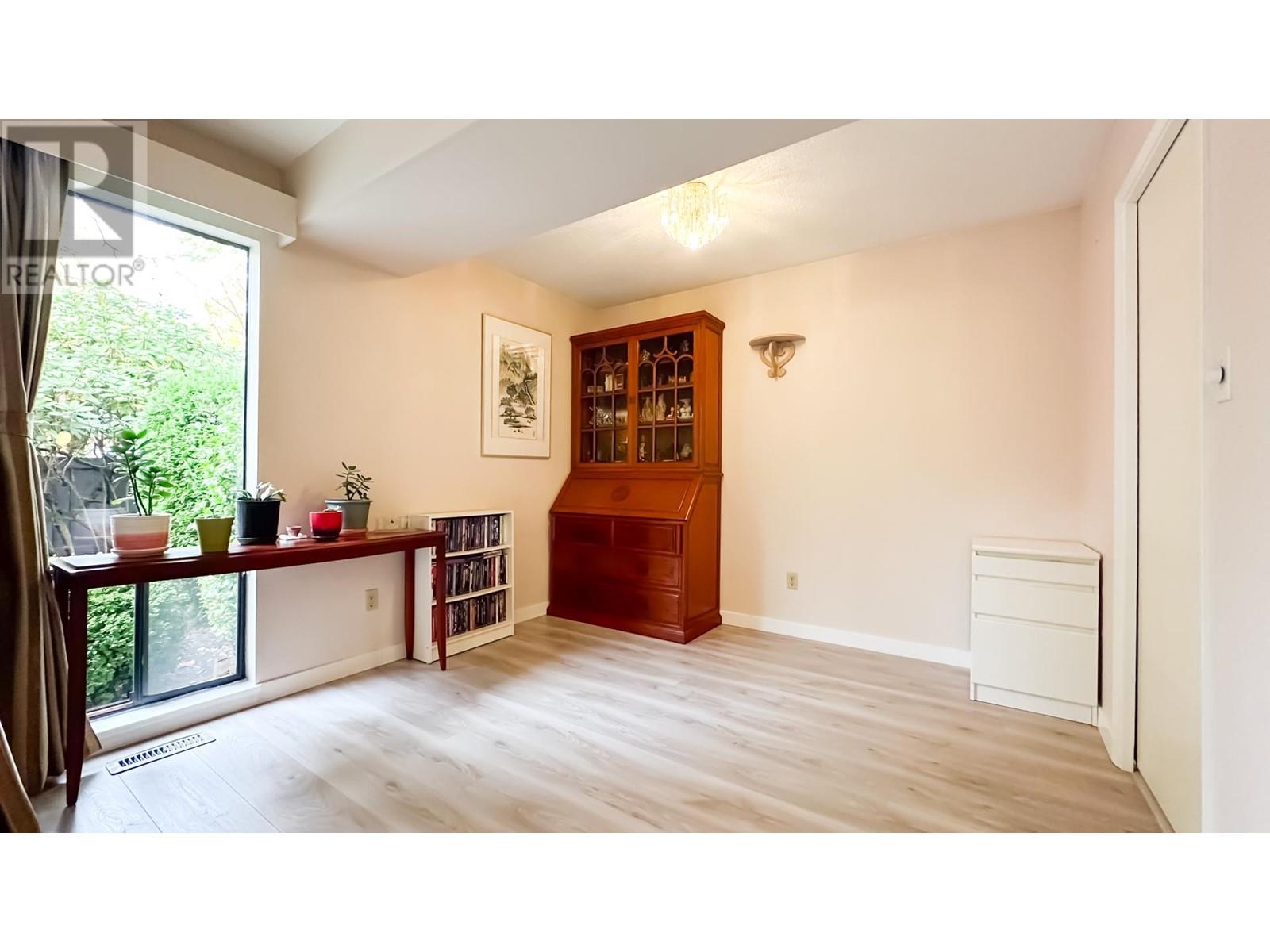 7 3370 Rosemont Drive, Vancouver, British Columbia  V5S 2C9 - Photo 5 - R2825349