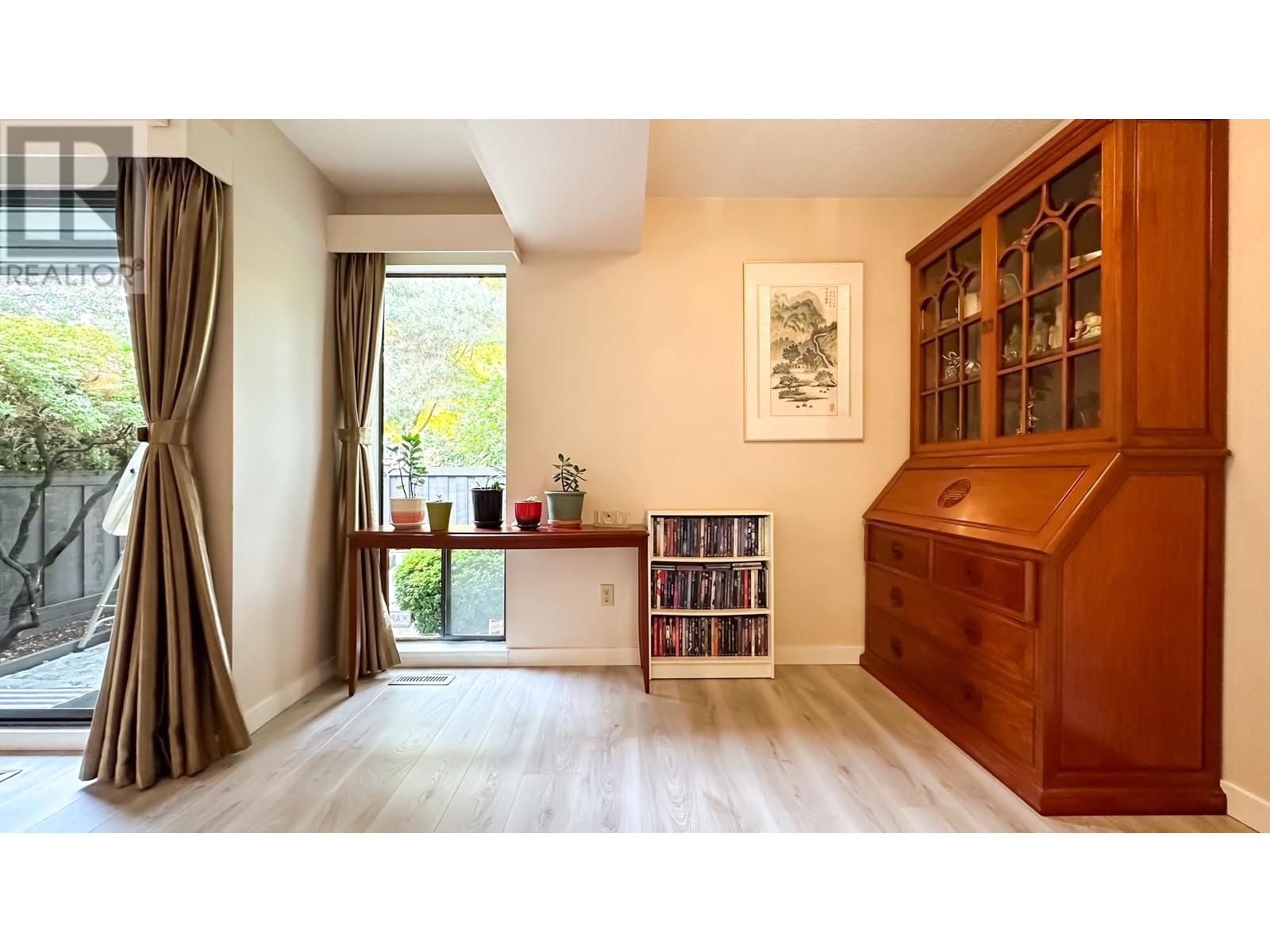 7 3370 Rosemont Drive, Vancouver, British Columbia  V5S 2C9 - Photo 6 - R2825349