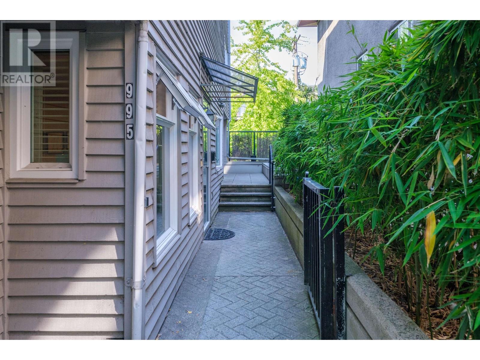 995 W 20th Avenue, Vancouver, British Columbia  V5Z 1Y4 - Photo 15 - R2825524