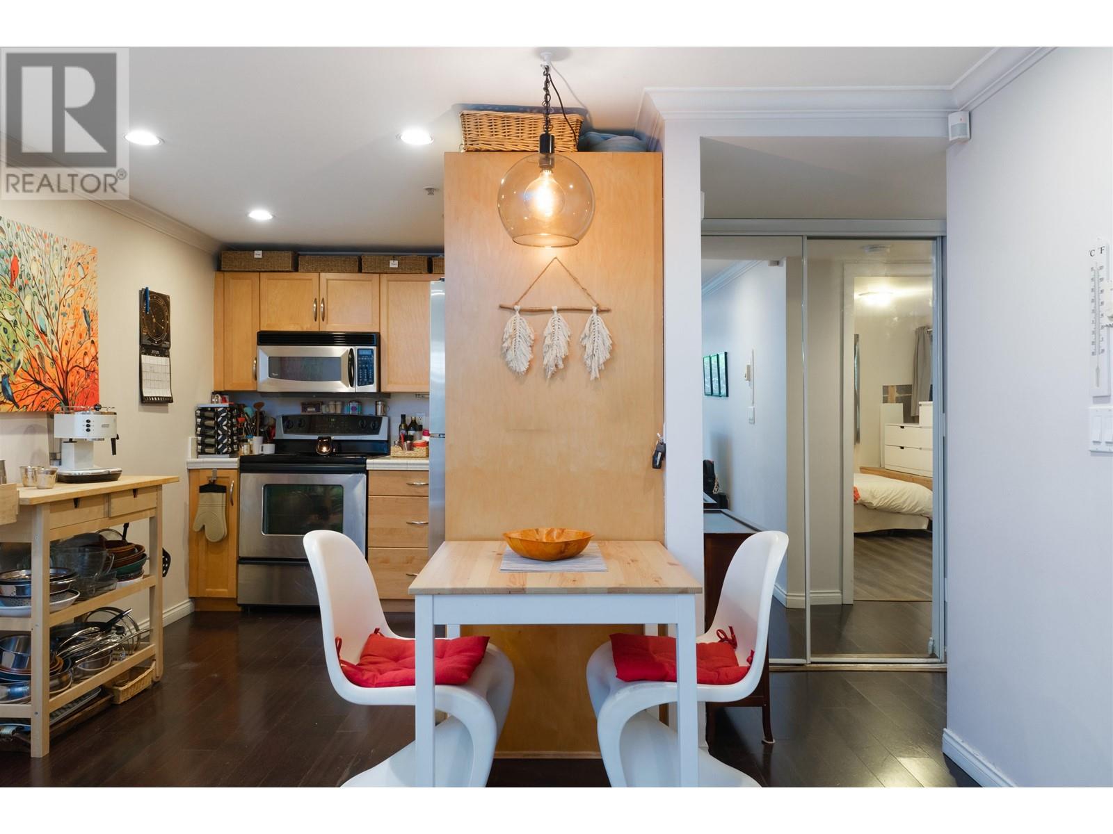 995 W 20th Avenue, Vancouver, British Columbia  V5Z 1Y4 - Photo 9 - R2825524