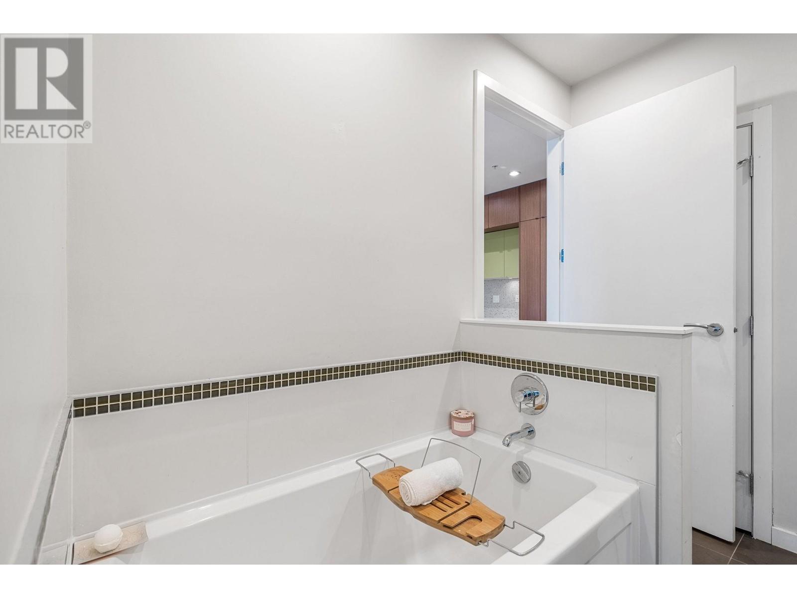 1005 1205 Howe Street, Vancouver, British Columbia  V6Z 0B2 - Photo 18 - R2825558