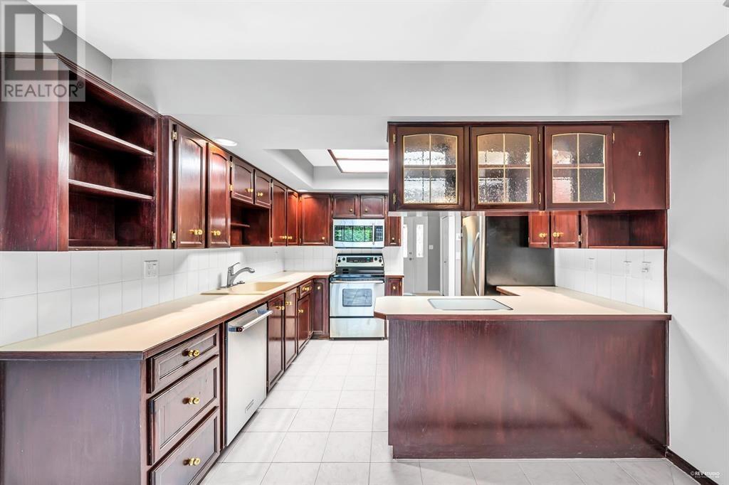 7640 Curzon Street, Richmond, British Columbia  V7C 4H7 - Photo 14 - R2825510