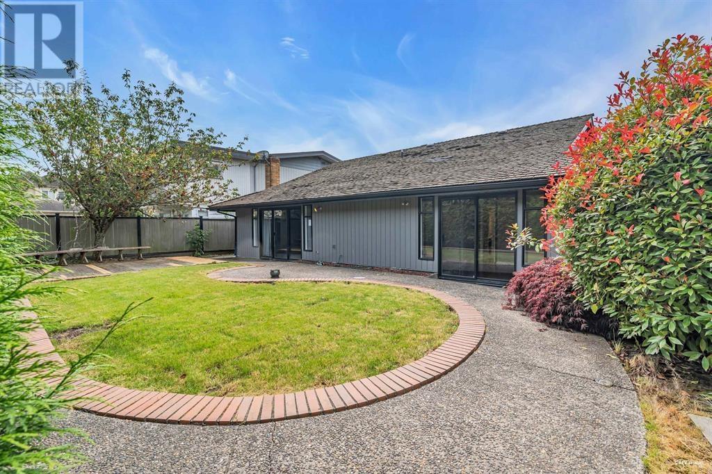 7640 Curzon Street, Richmond, British Columbia  V7C 4H7 - Photo 37 - R2825510