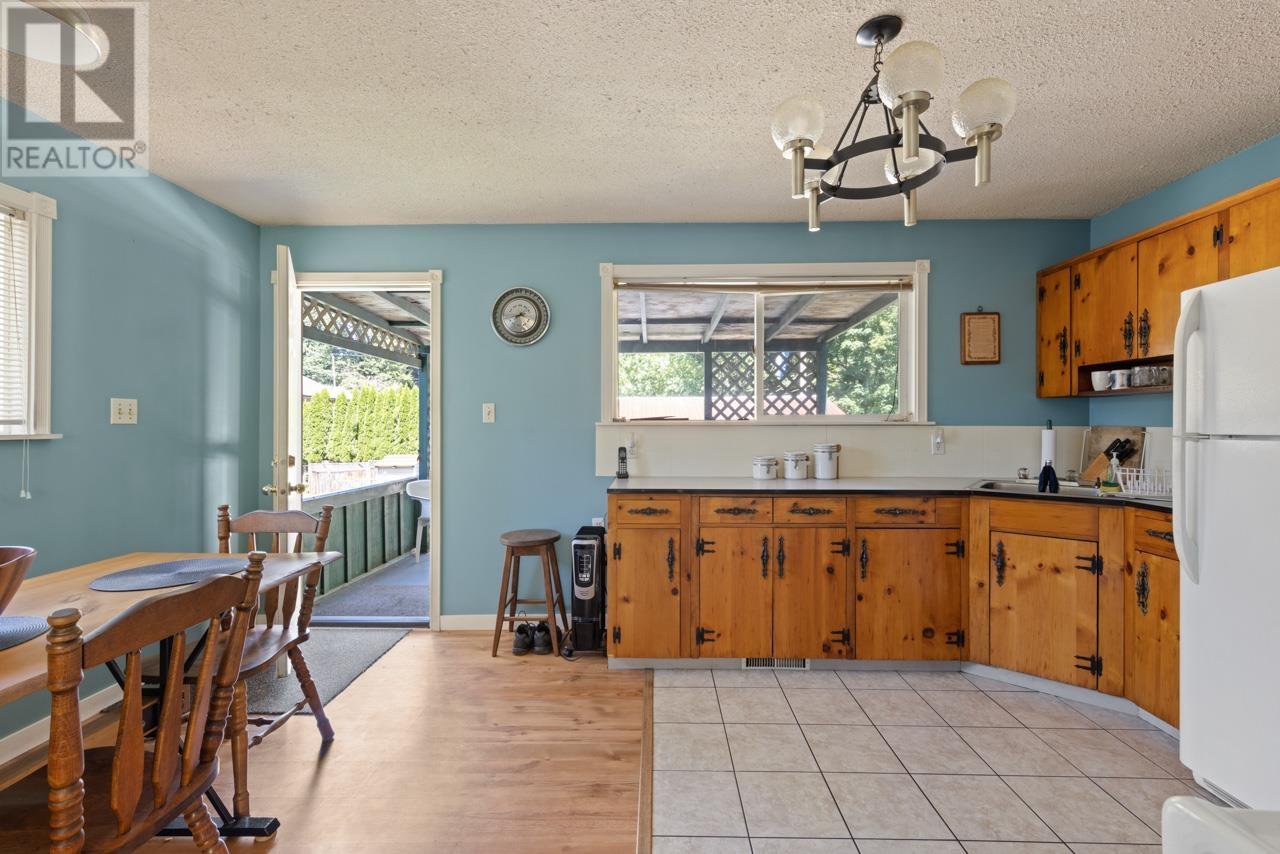 1767 Hie Avenue, Coquitlam, British Columbia  V3K 1B6 - Photo 14 - R2825530