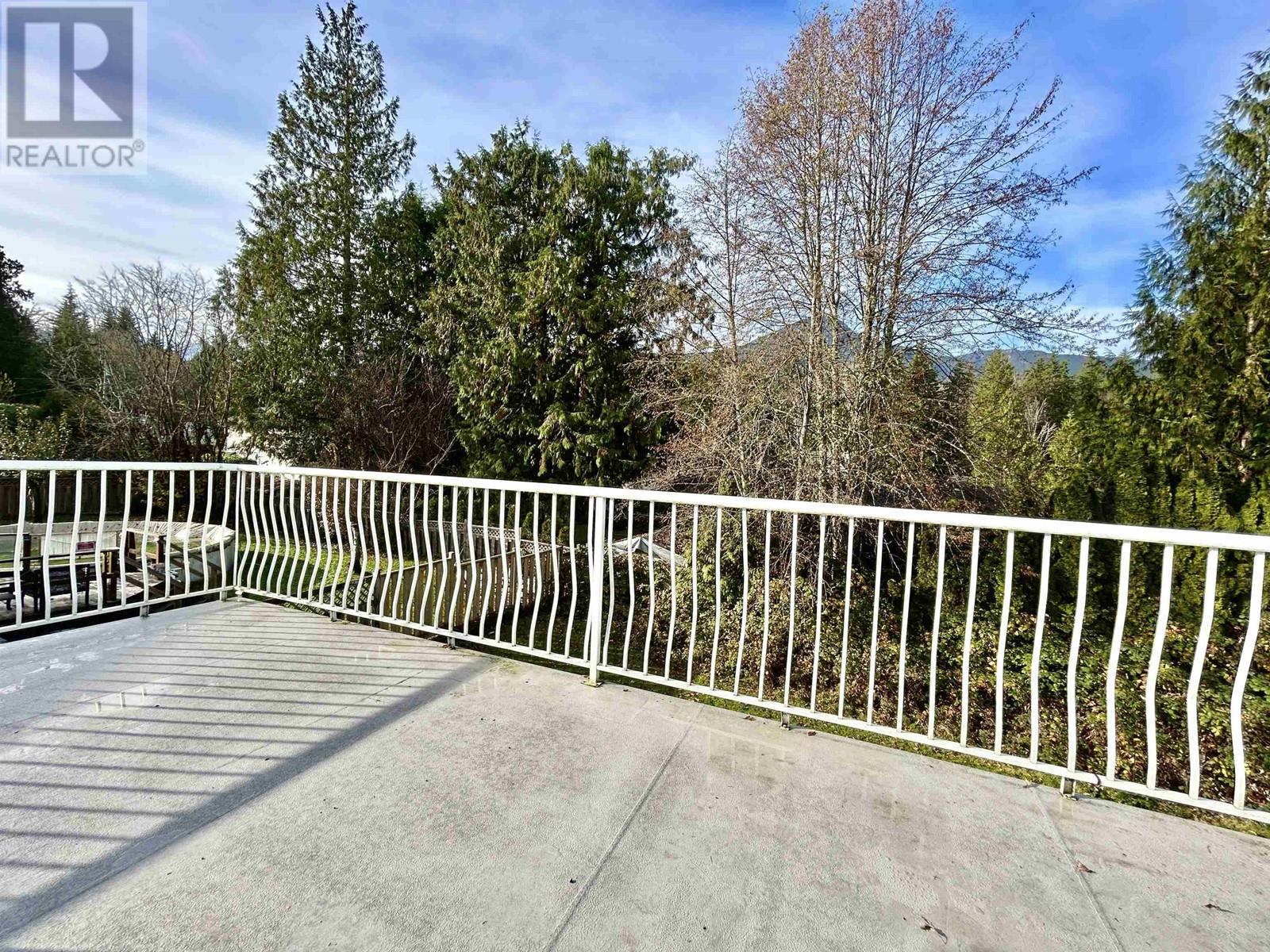 1705 Ymca Road, Langdale, British Columbia  V0N 1V6 - Photo 10 - R2825541