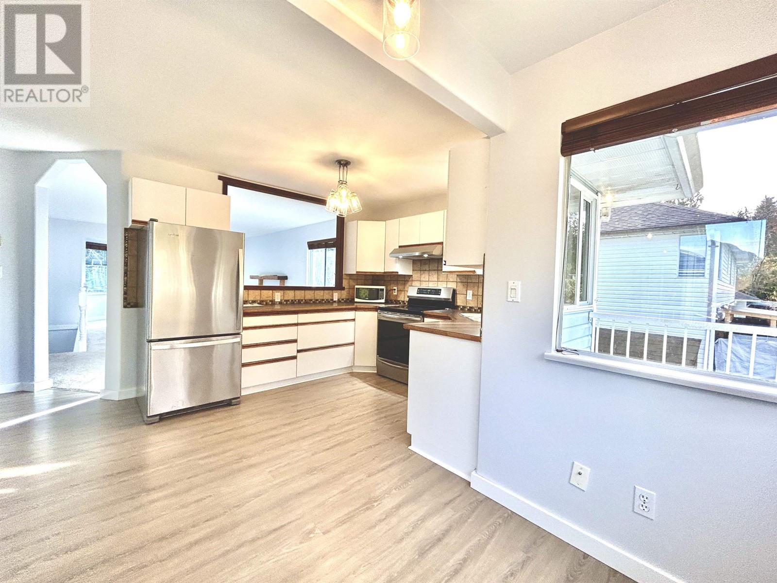 1705 Ymca Road, Langdale, British Columbia  V0N 1V6 - Photo 6 - R2825541