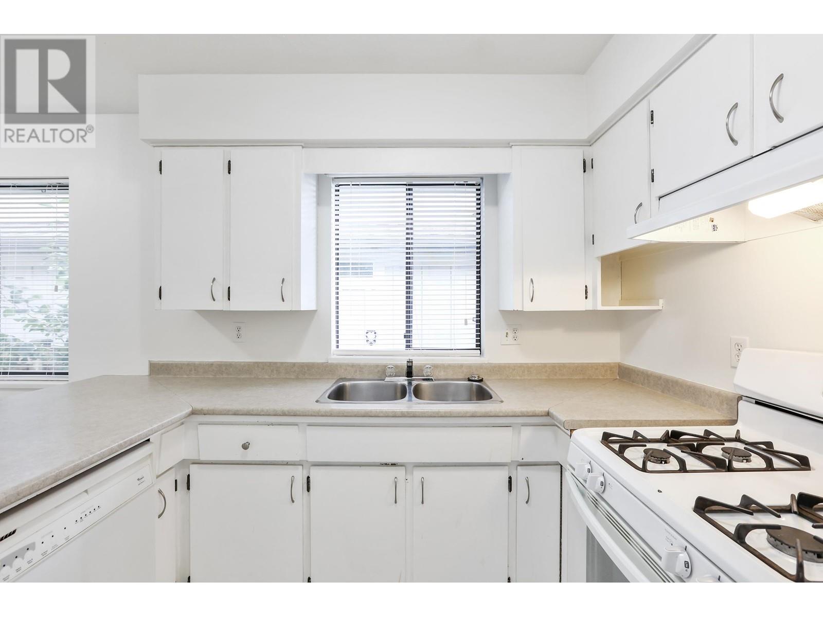 3790 Garry Street, Richmond, British Columbia  V7E 2T5 - Photo 5 - R2825583