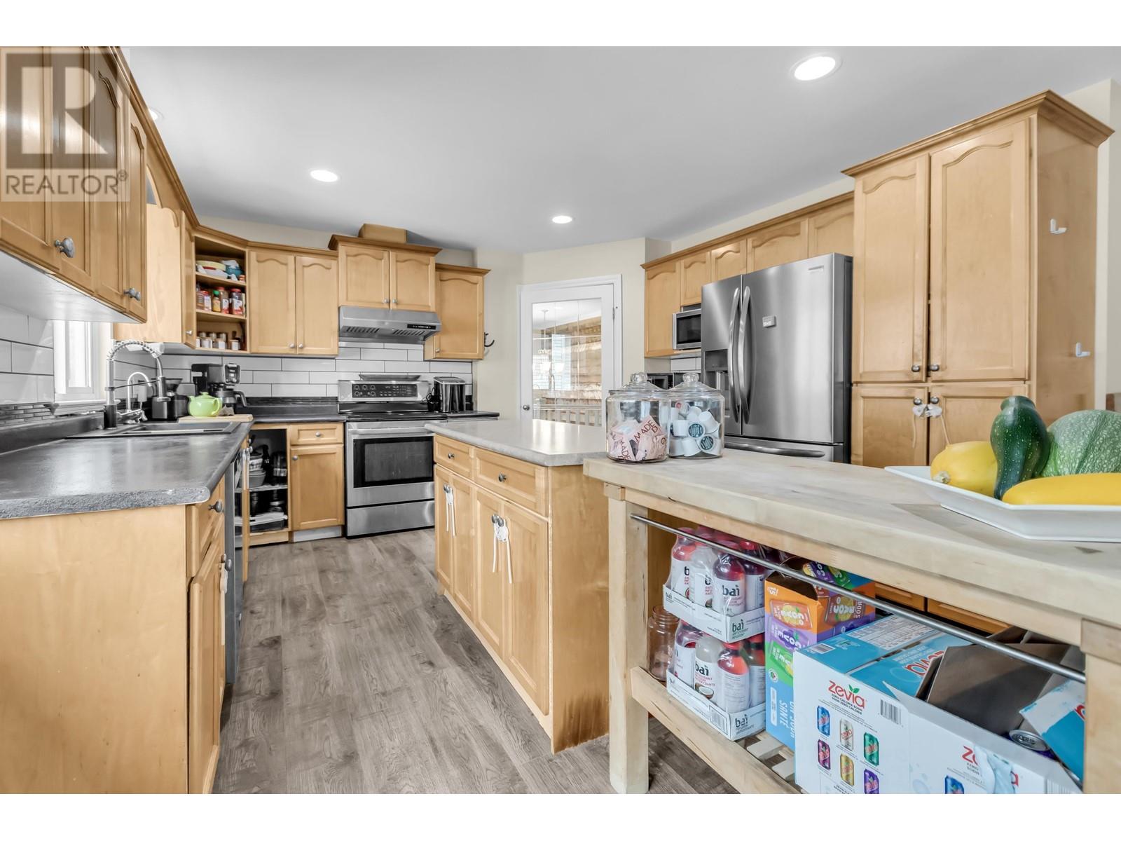 24038 109a Avenue, Maple Ridge, British Columbia  V2W 1Z4 - Photo 13 - R2825586