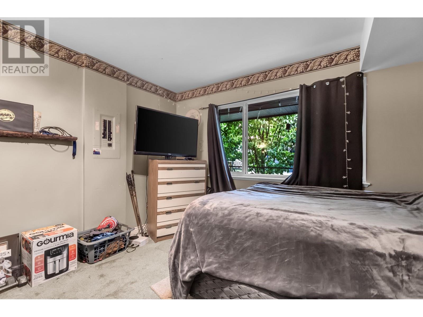 24038 109a Avenue, Maple Ridge, British Columbia  V2W 1Z4 - Photo 25 - R2825586