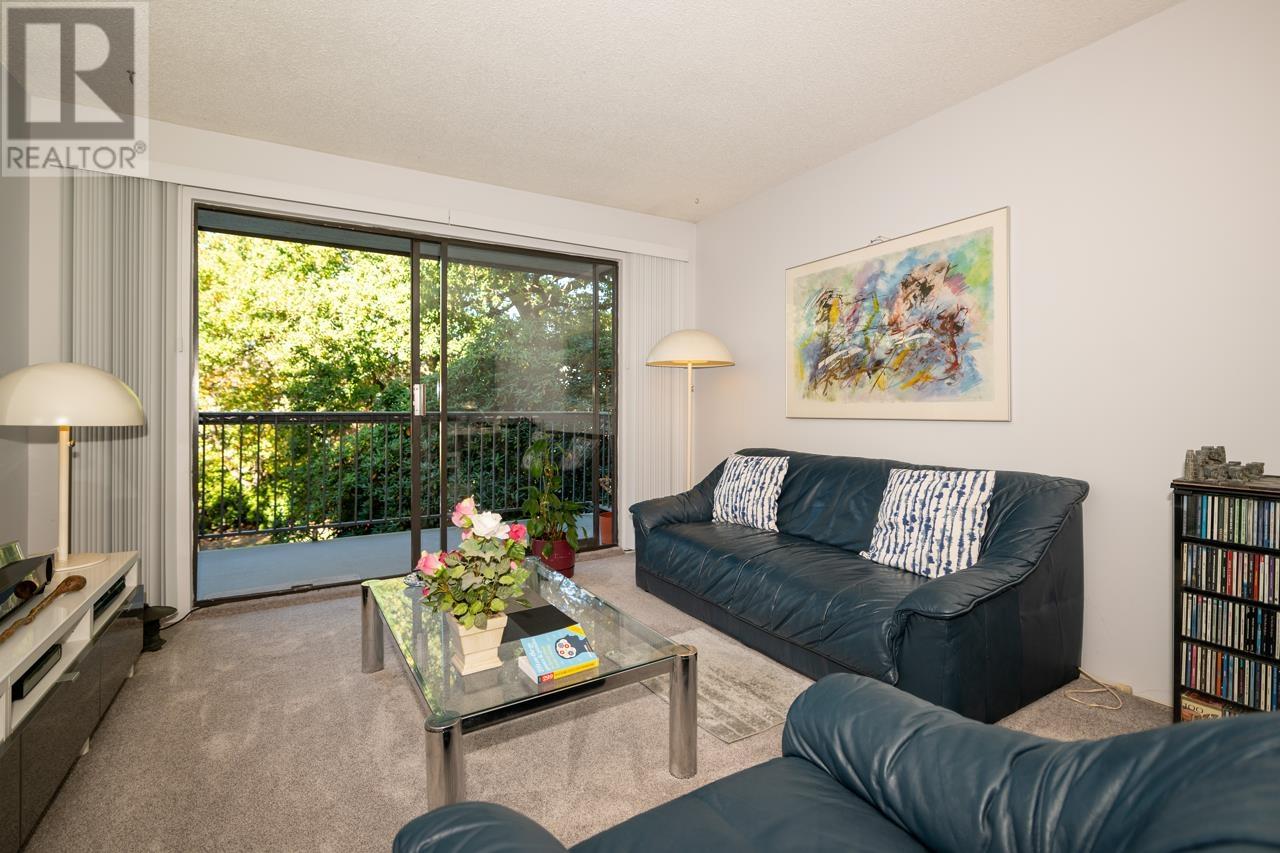 212 2320 Trinity Street, Vancouver, British Columbia  V5L 4W7 - Photo 4 - R2825574