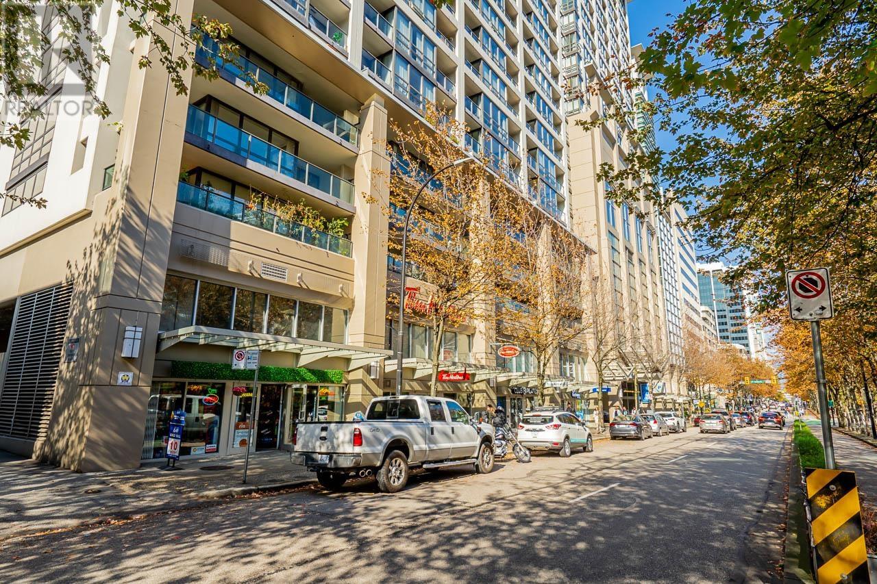 706 933 Hornby Street, Vancouver, British Columbia  V6Z 3G4 - Photo 3 - R2825449