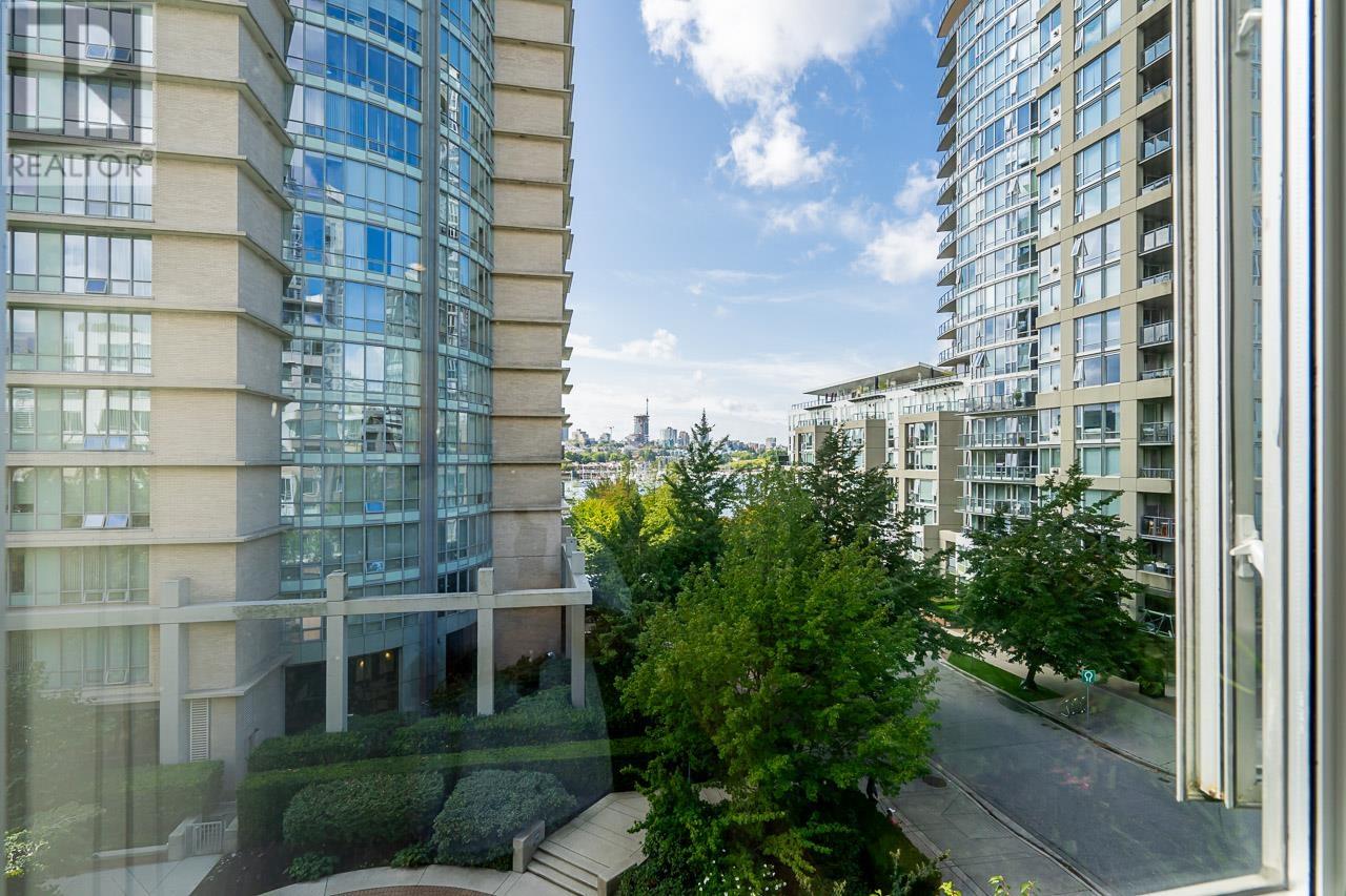 601 1288 Marinaside Crescent, Vancouver, British Columbia  V6Z 2W5 - Photo 23 - R2825473