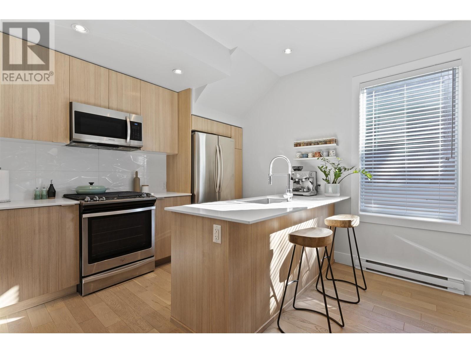547 E 16th Avenue, Vancouver, British Columbia  V5T 2V1 - Photo 6 - R2825490