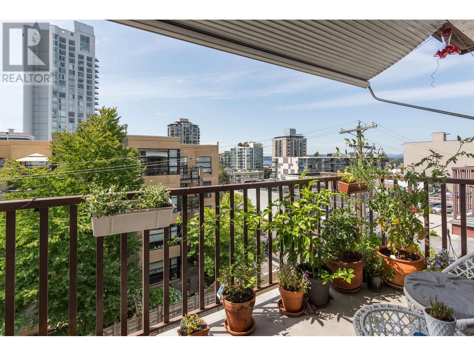 309 131 W 4th Street, North Vancouver, British Columbia  V7M 3C8 - Photo 4 - R2821909