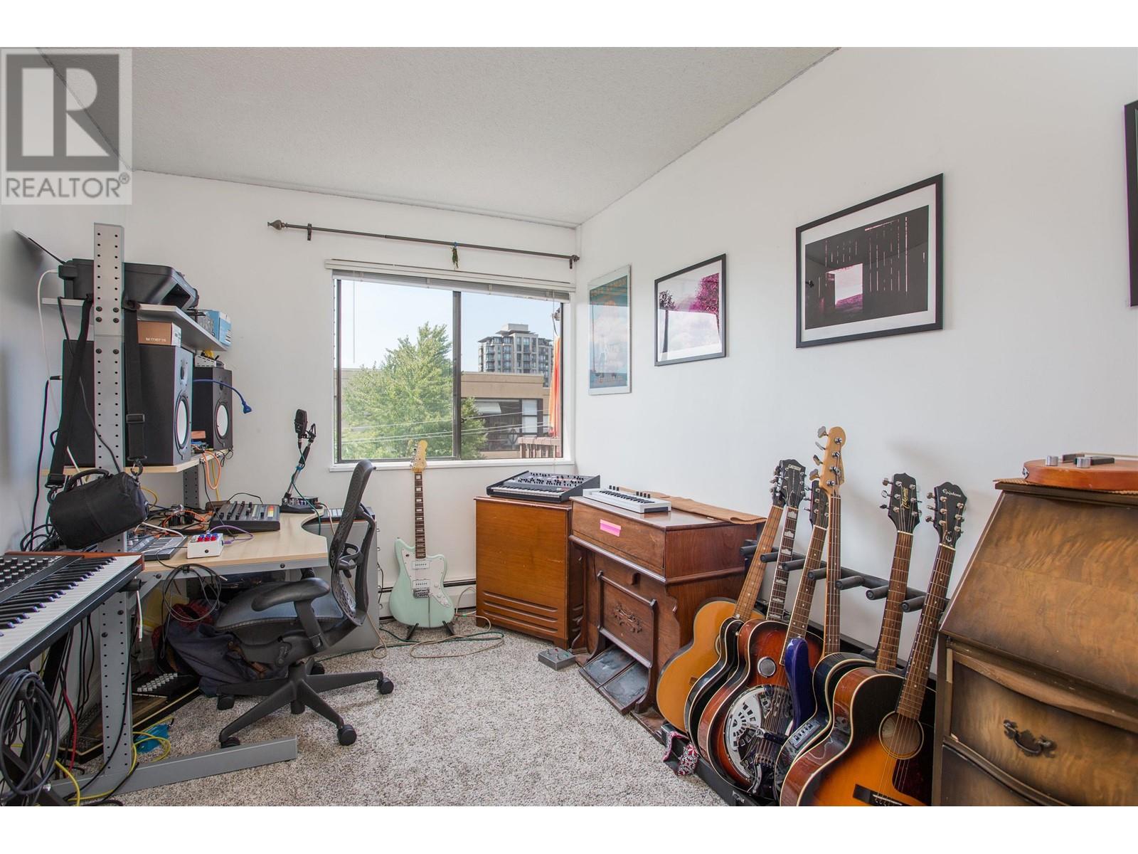 309 131 W 4th Street, North Vancouver, British Columbia  V7M 3C8 - Photo 17 - R2821909