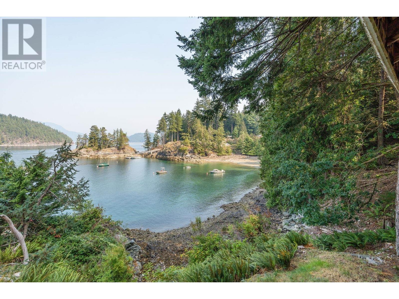 1558 Mount Gardner Road, Bowen Island, British Columbia  V0N 1G2 - Photo 1 - R2813825