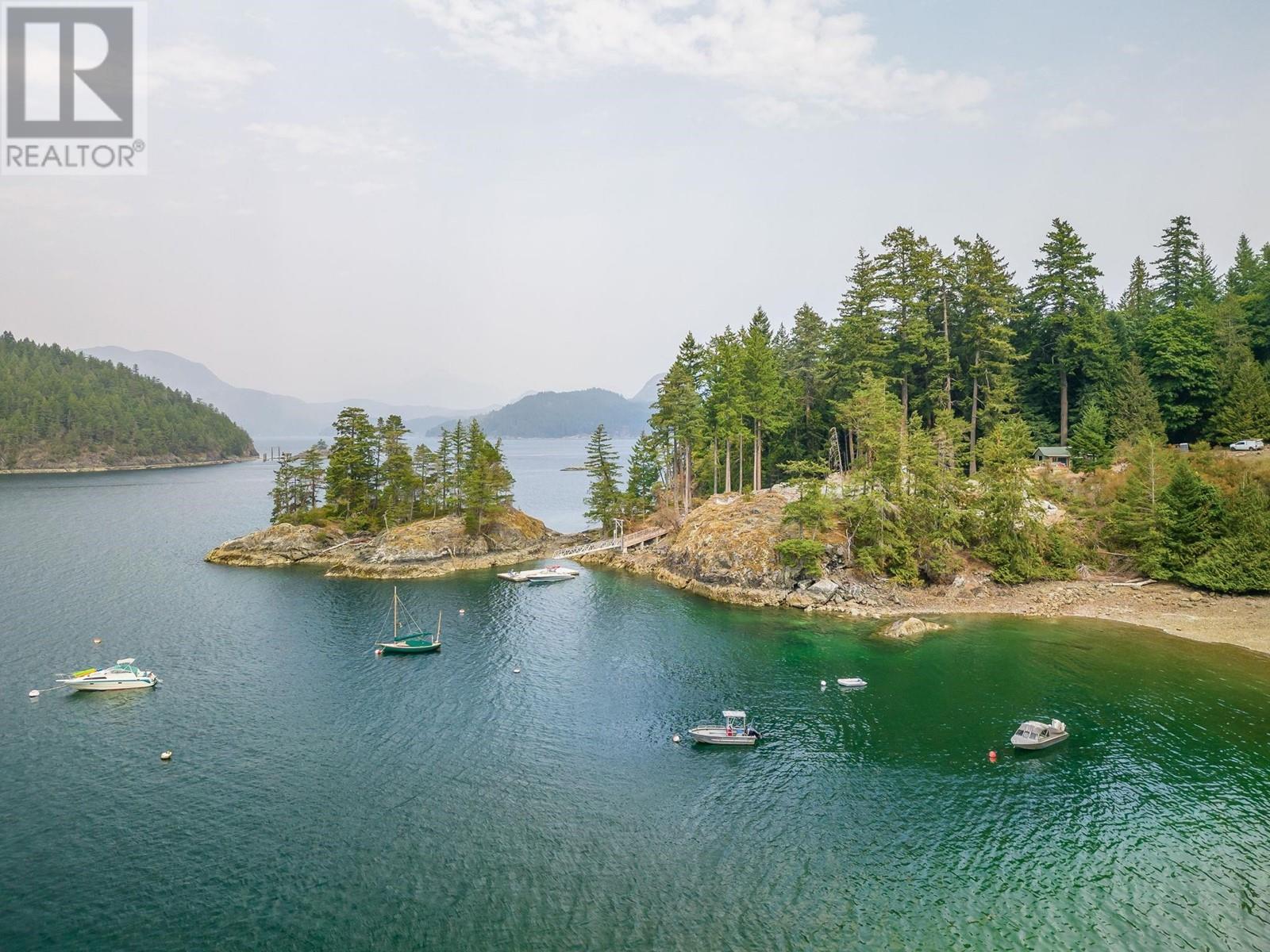 1558 Mount Gardner Road, Bowen Island, British Columbia  V0N 1G2 - Photo 2 - R2813825