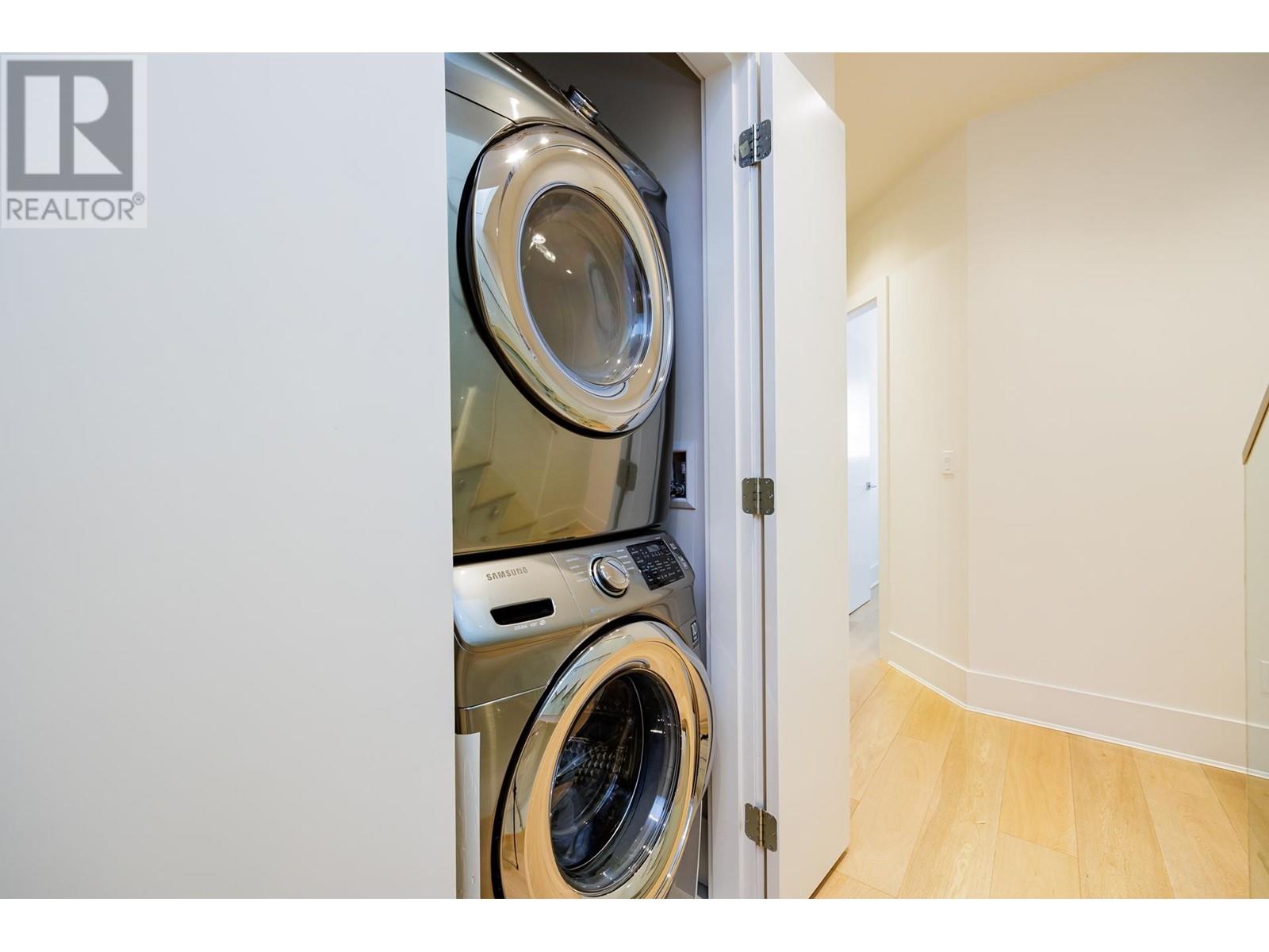 228 E 12th Street, North Vancouver, British Columbia  V7L 2J6 - Photo 17 - R2817542