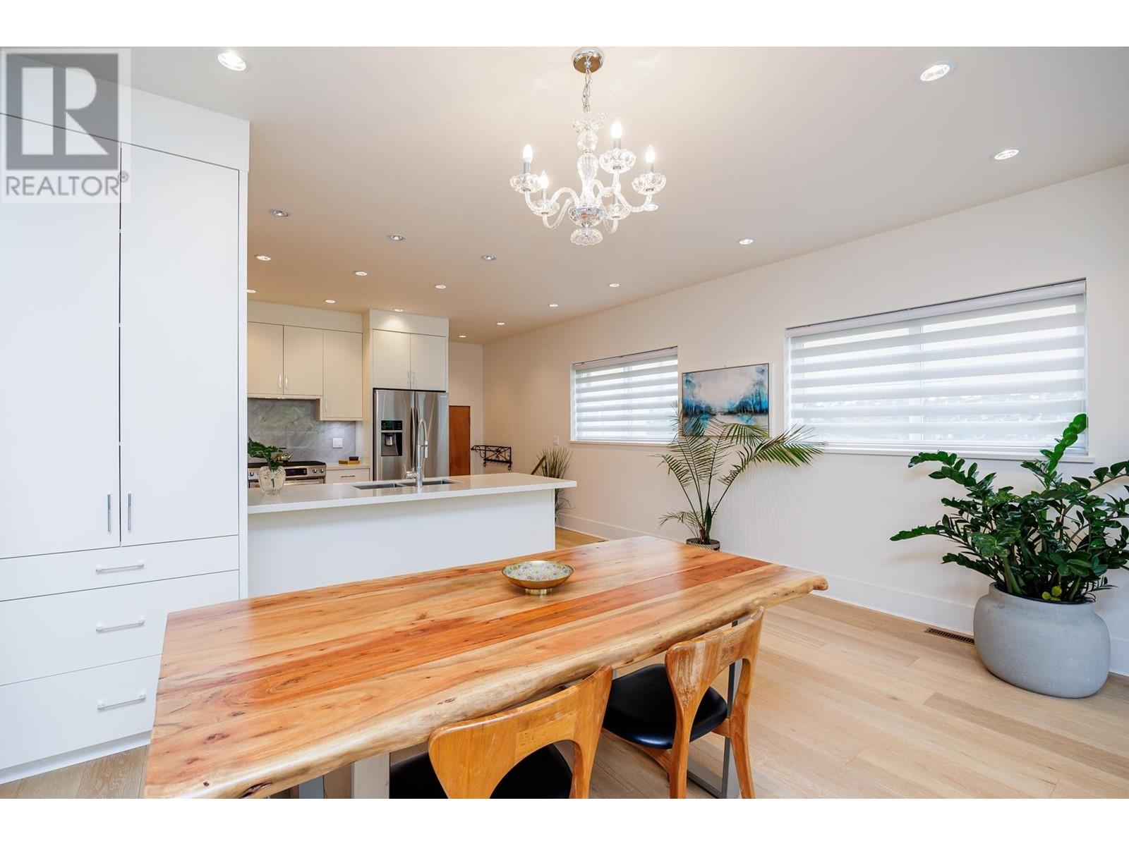 228 E 12th Street, North Vancouver, British Columbia  V7L 2J6 - Photo 9 - R2817542