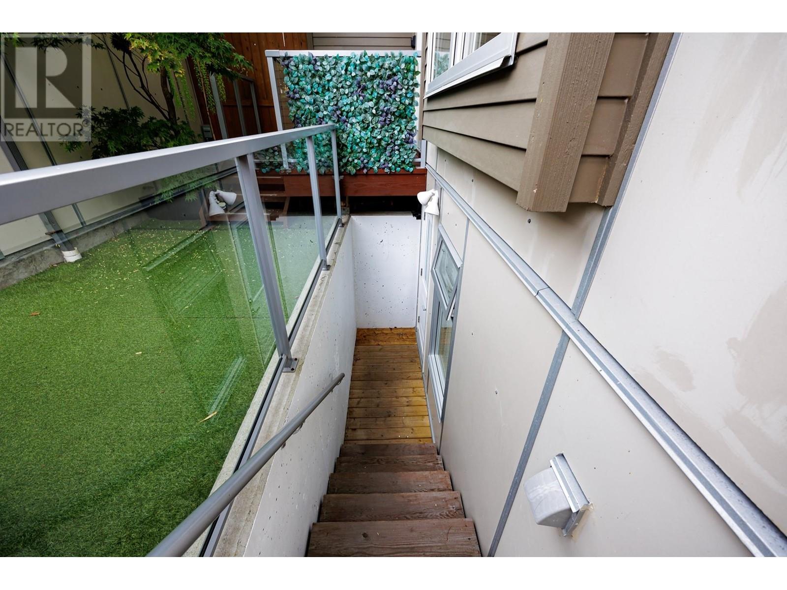 228 E 12th Street, North Vancouver, British Columbia  V7L 2J6 - Photo 33 - R2817542