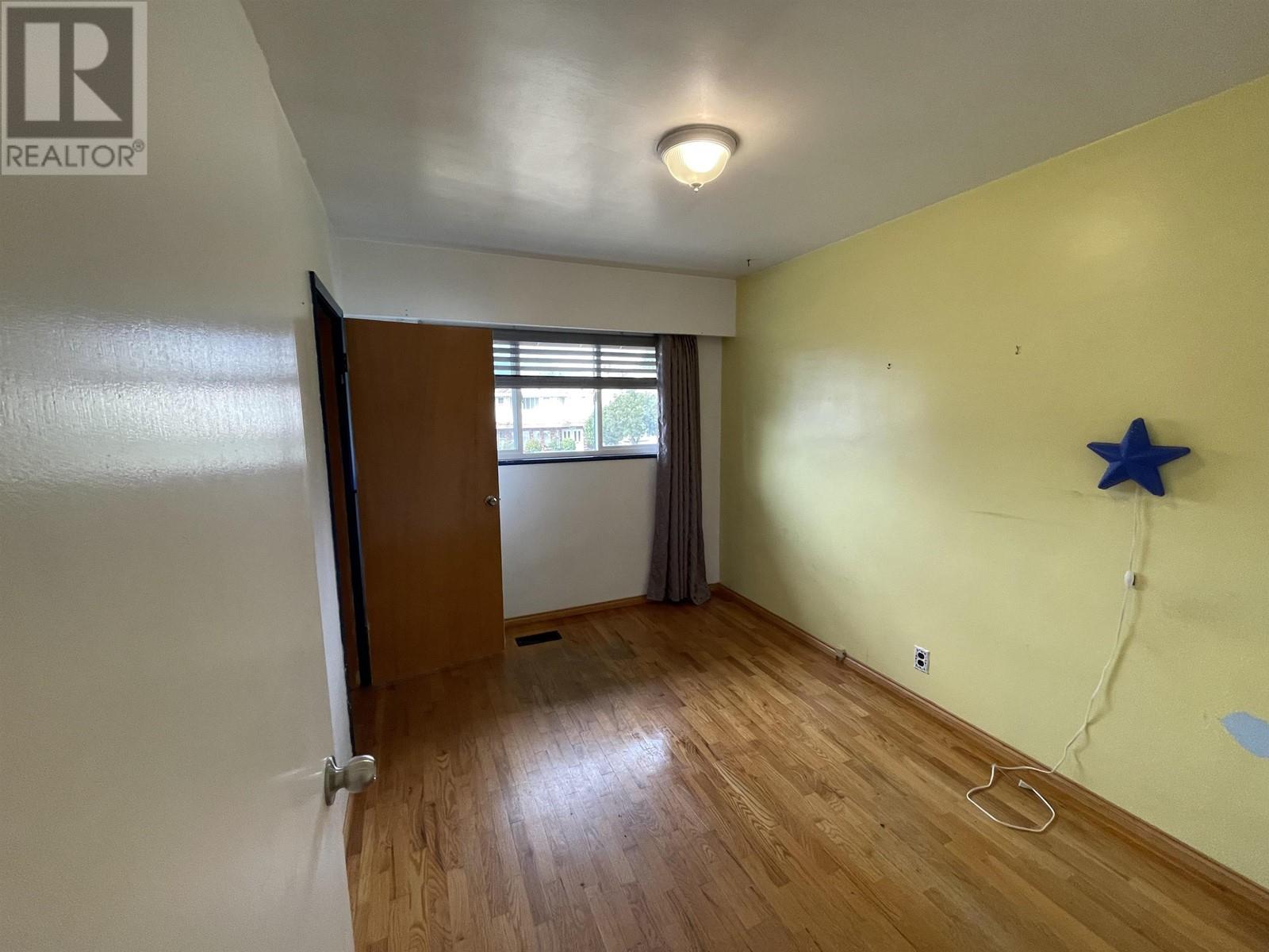 6916 Union Street, Burnaby, British Columbia  V5B 1X5 - Photo 21 - R2825383