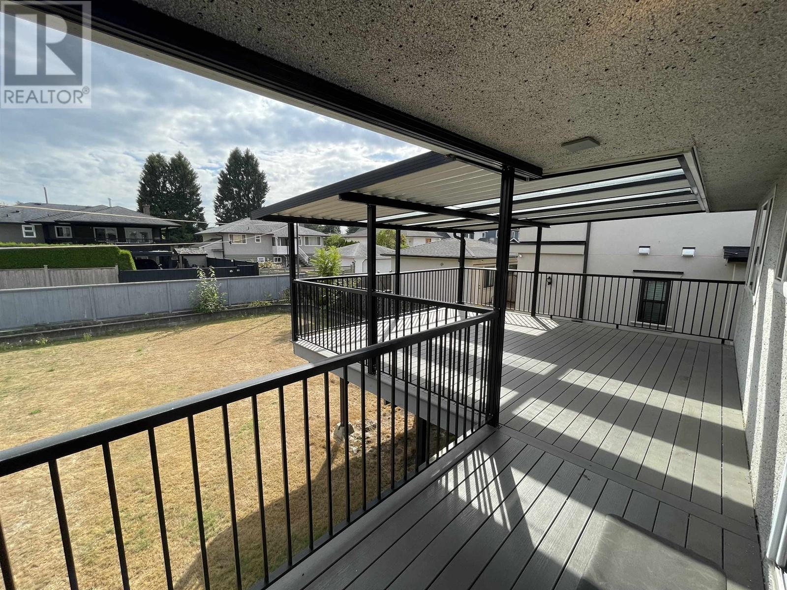 6916 Union Street, Burnaby, British Columbia  V5B 1X5 - Photo 24 - R2825383