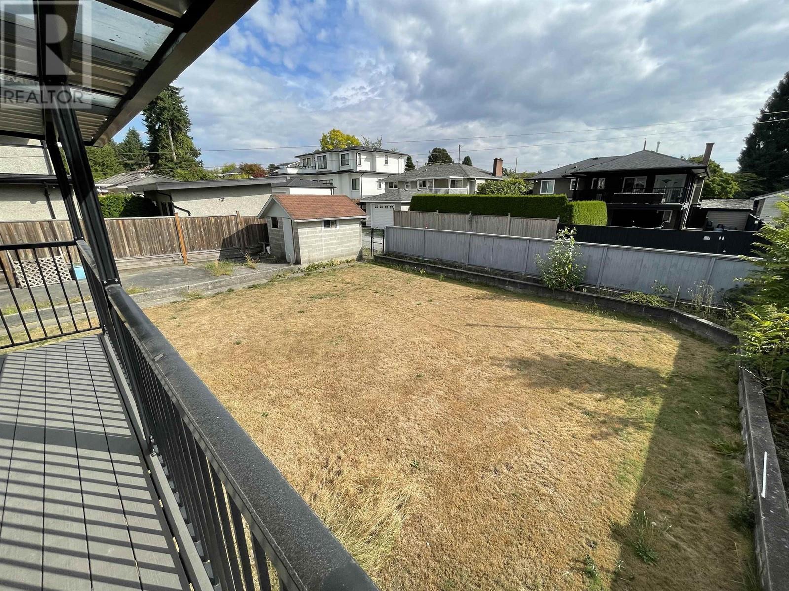 6916 Union Street, Burnaby, British Columbia  V5B 1X5 - Photo 26 - R2825383