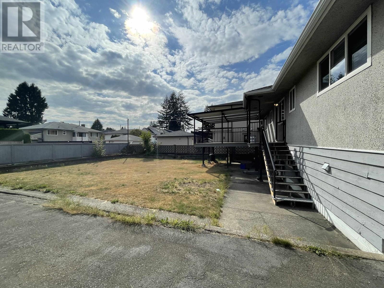 6916 Union Street, Burnaby, British Columbia  V5B 1X5 - Photo 28 - R2825383