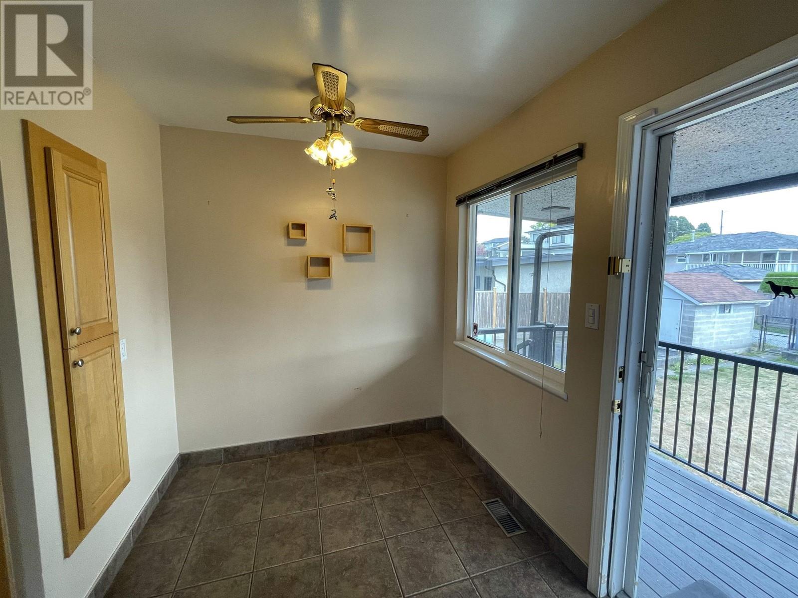 6916 Union Street, Burnaby, British Columbia  V5B 1X5 - Photo 16 - R2825383