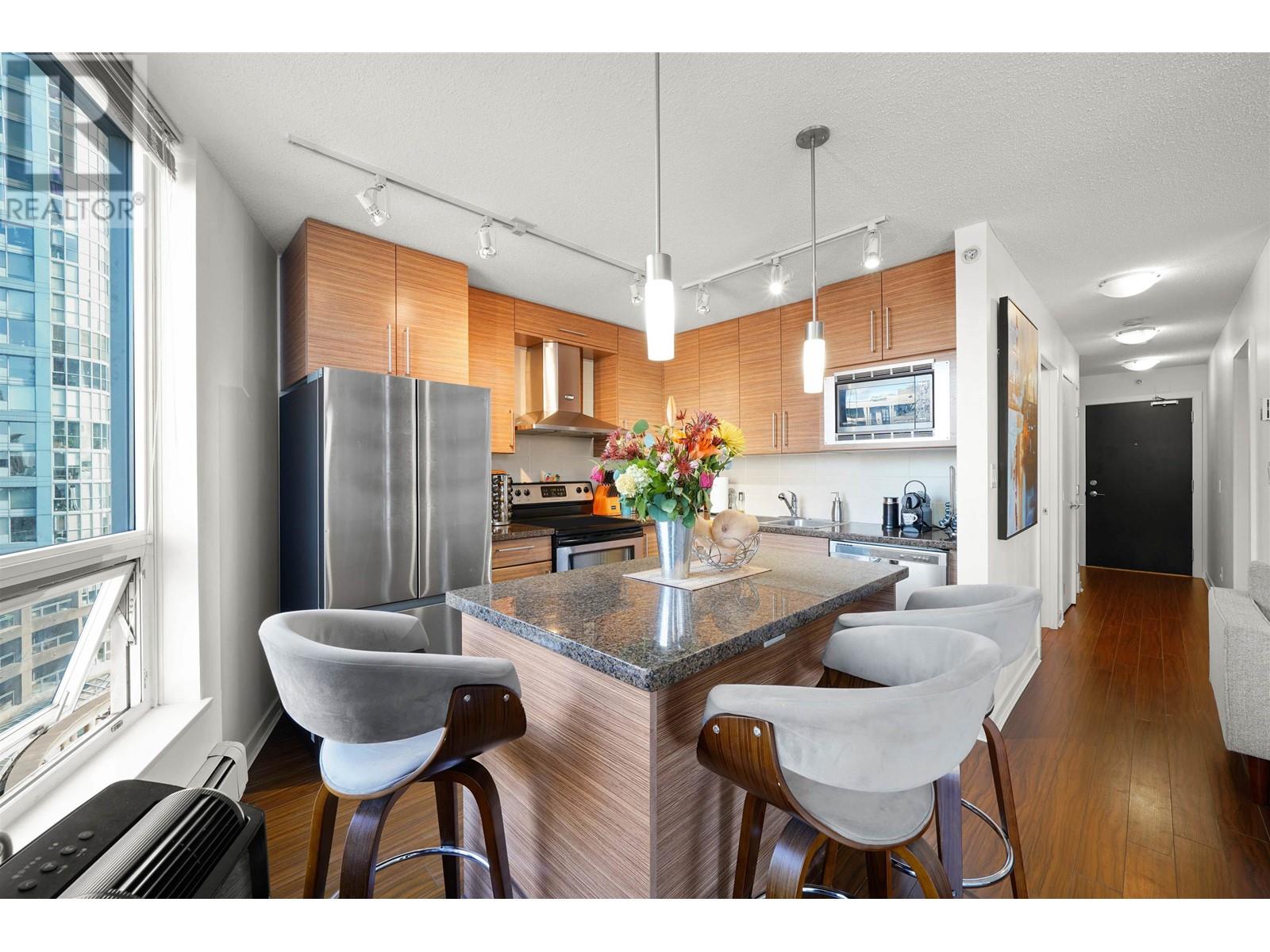 1102 188 Keefer Place, Vancouver, British Columbia  V6B 0J1 - Photo 3 - R2824456