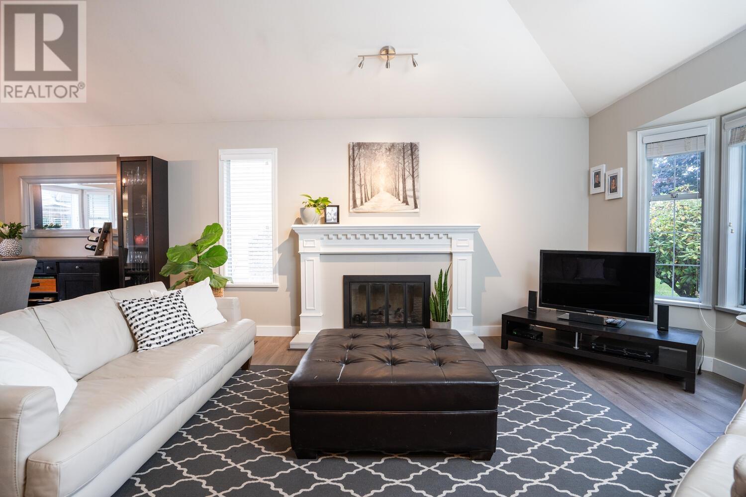 6167 45 Avenue, Delta, British Columbia  V4K 4R1 - Photo 3 - R2824787